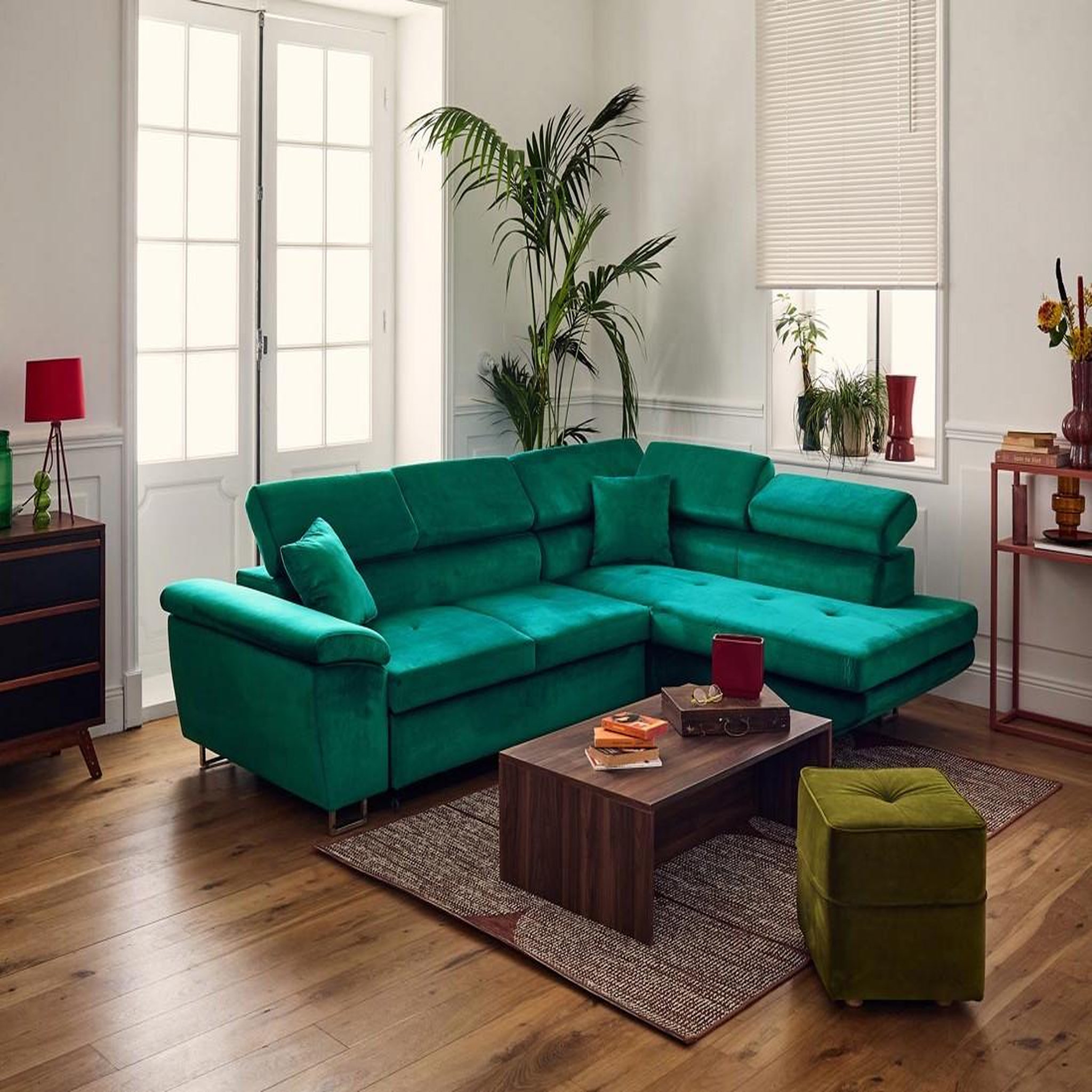 Voir la diapositive 5 : BEST MOBILIER Dimas - canapé d'angle droit 5 places - convertible avec coffre et têtières réglables - en velours