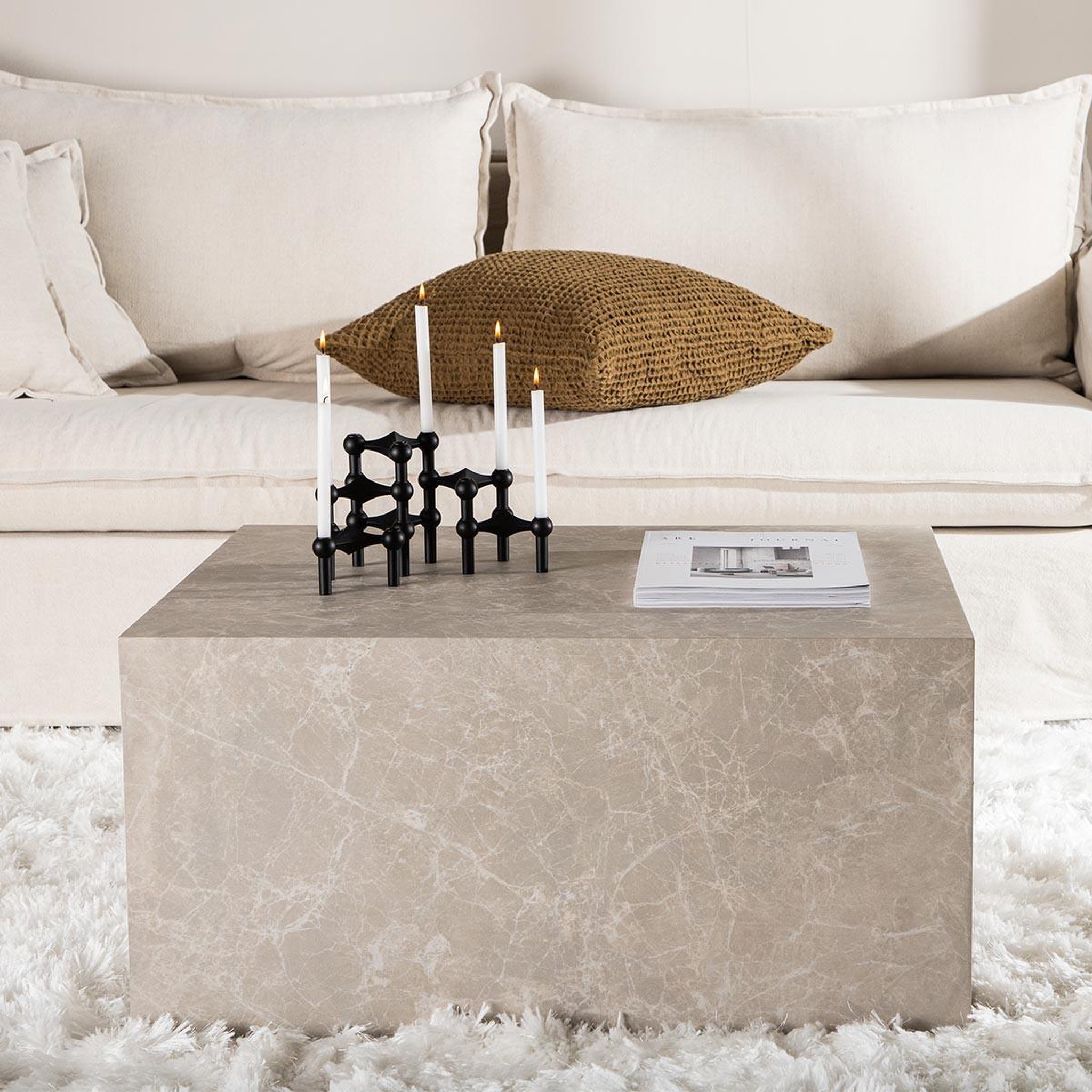Voir la diapositive 5 : Paris Prix Table basse imitation marbre  york  80cm beige