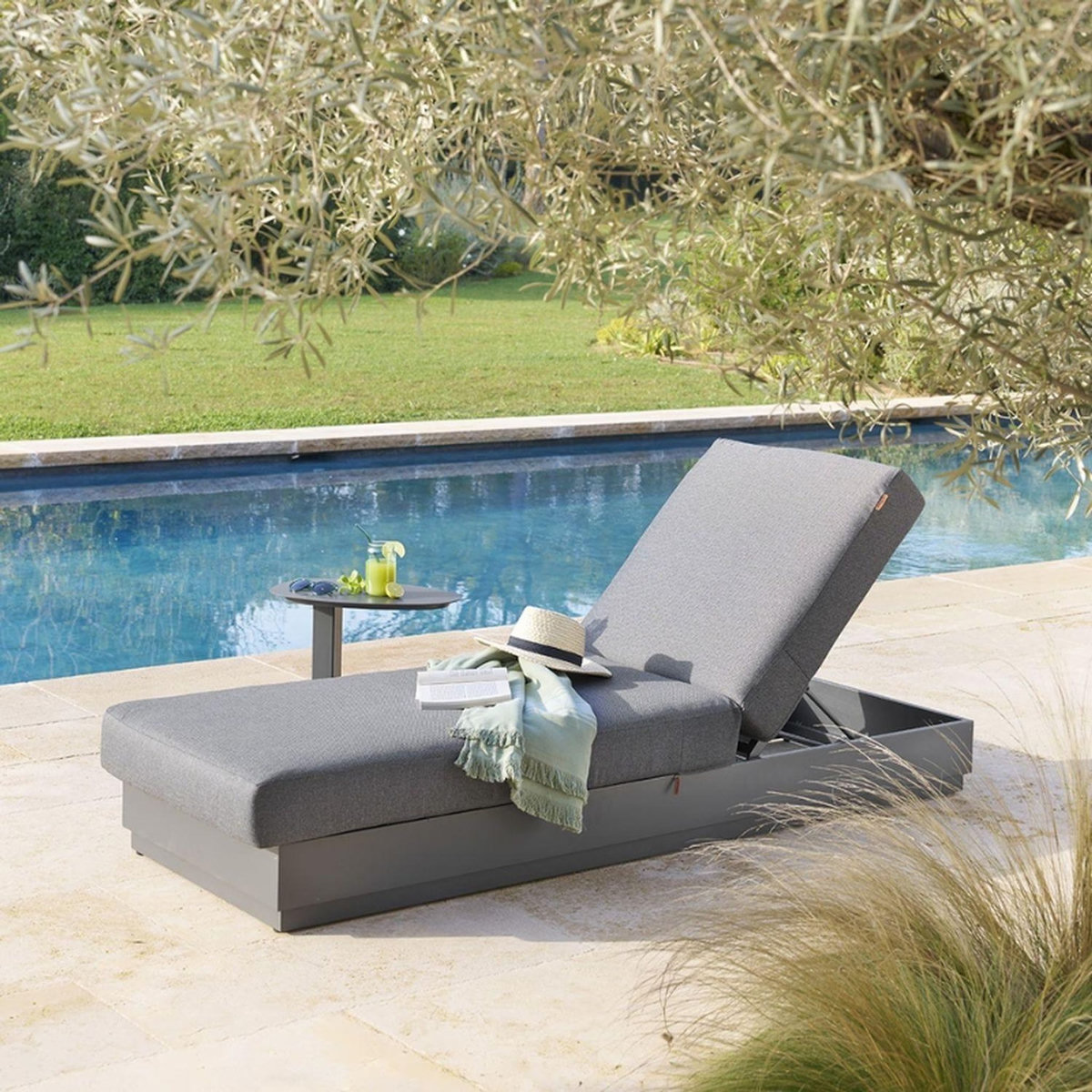 HESPERIDE Lit de piscine en aluminium et acier ALLURE