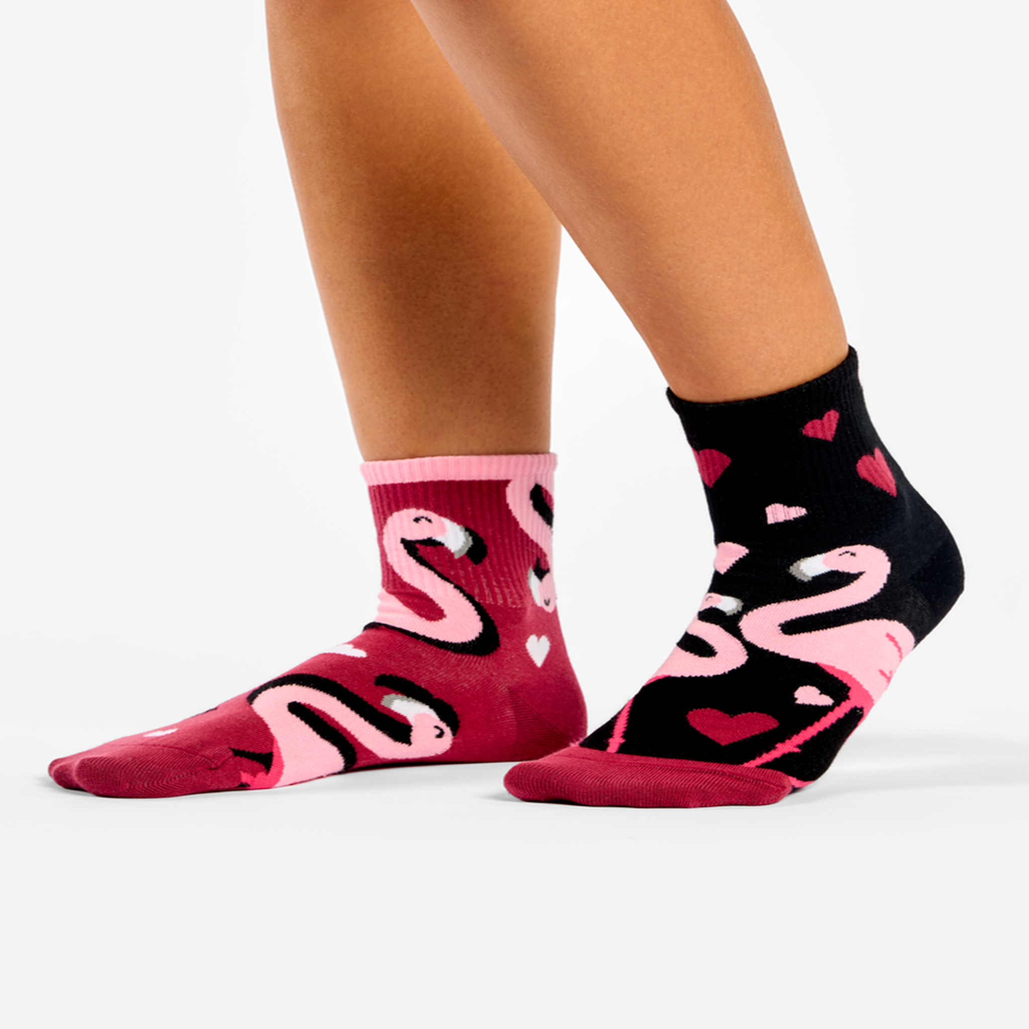 Voir la diapositive 3 : DEDOLES Chaussettes courtes flamants et cœurs