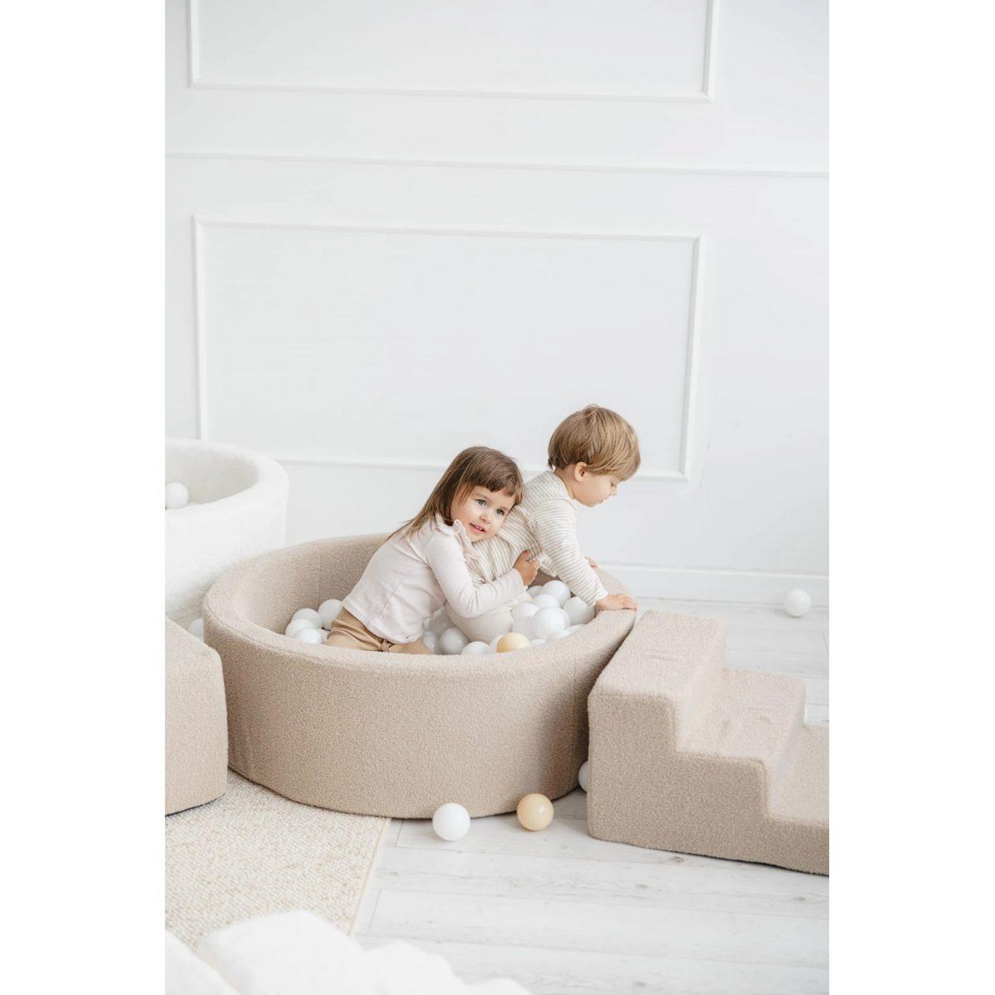 Voir la diapositive 3 : MONIO FOR KIDS Piscine à balles ronde 90 x 30 cm avec 200 balles — Beige