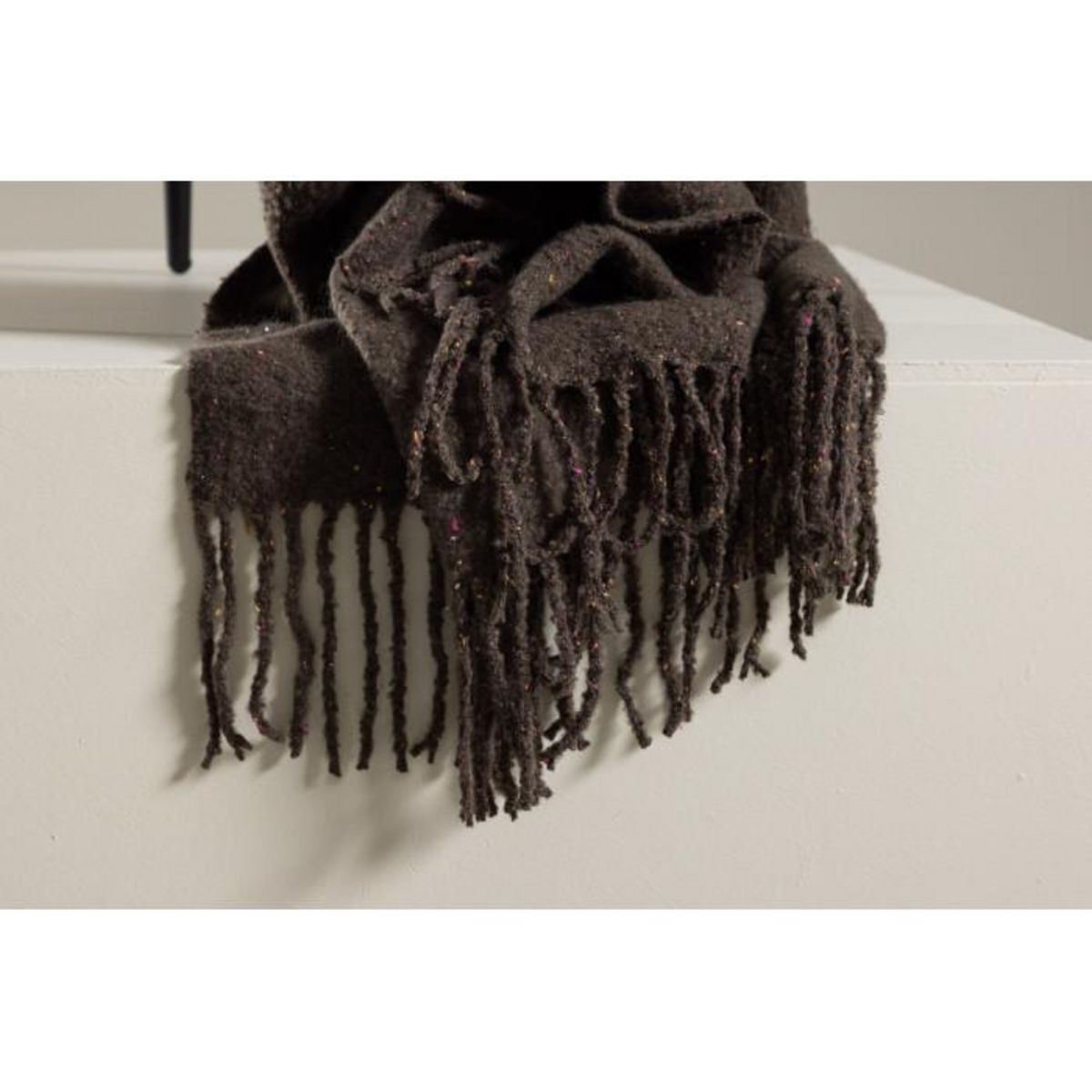 Paris Prix Plaid à Franges  Tilly  130x170cm Gris Foncé