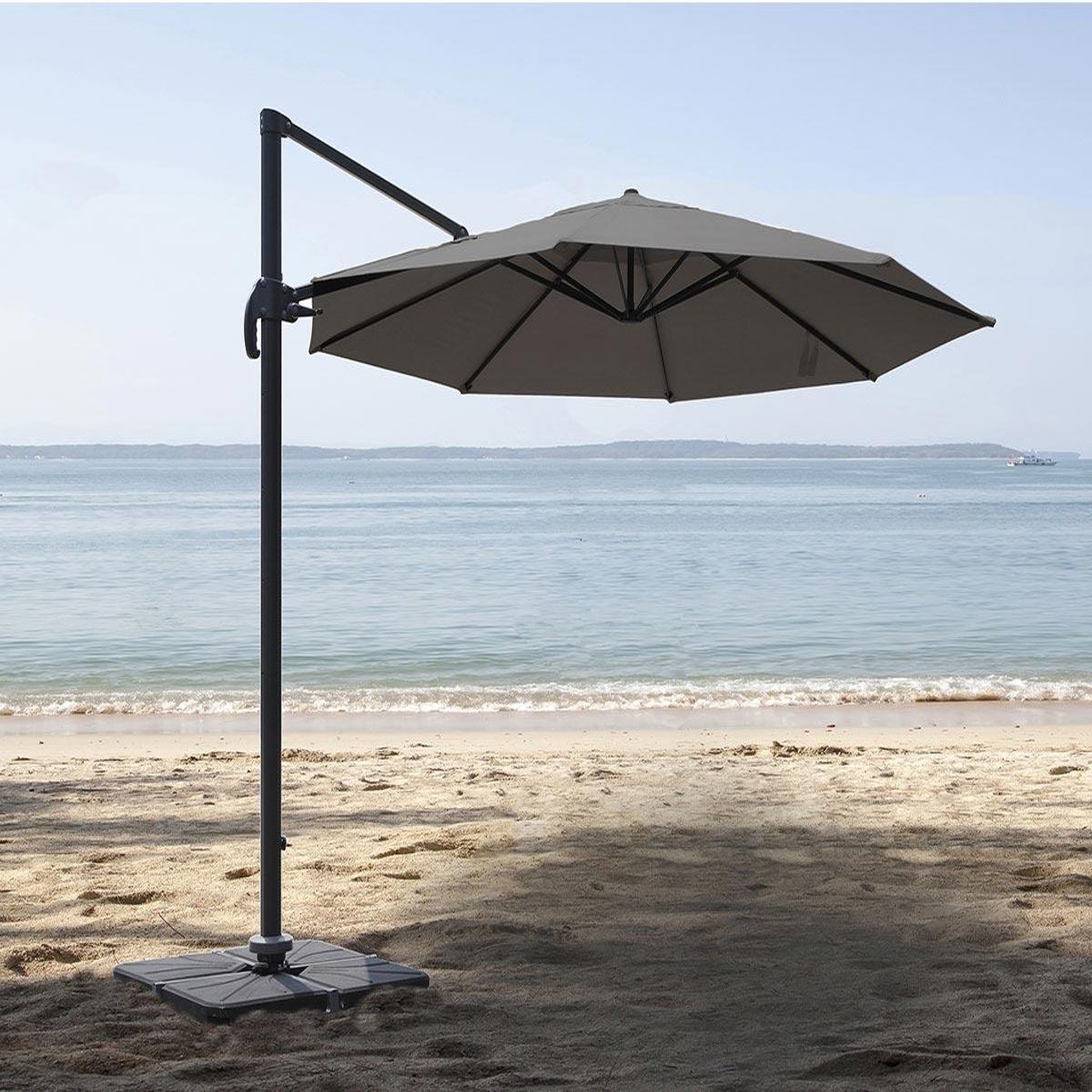 Jardiline Parasol rond en aluminium, coloris taupe et toile polyester avec pied en croix - Tobago - Ø 4 x 2,66 m - Jardiline
