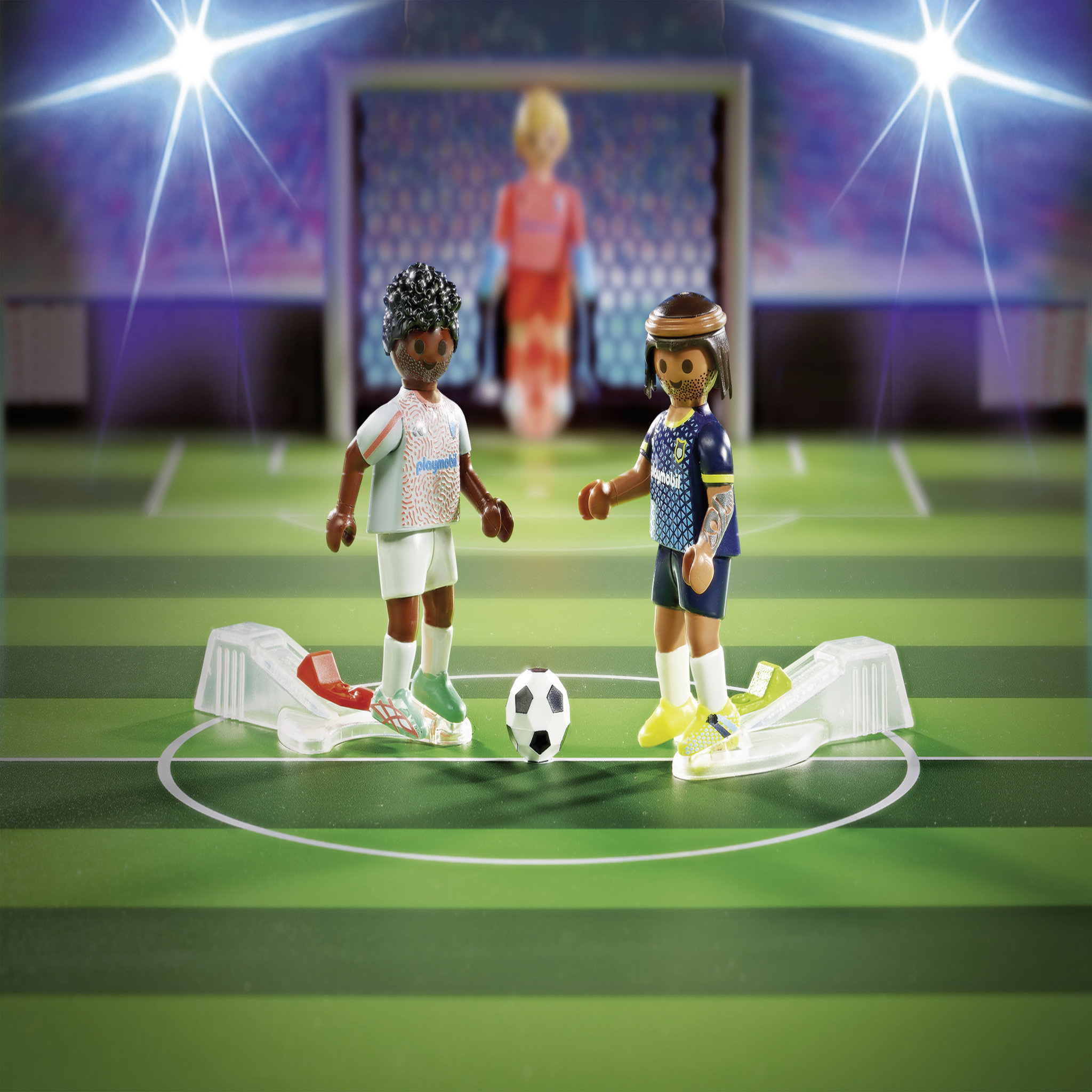 Voir la diapositive 4 : PLAYMOBIL 71120 Stade de football