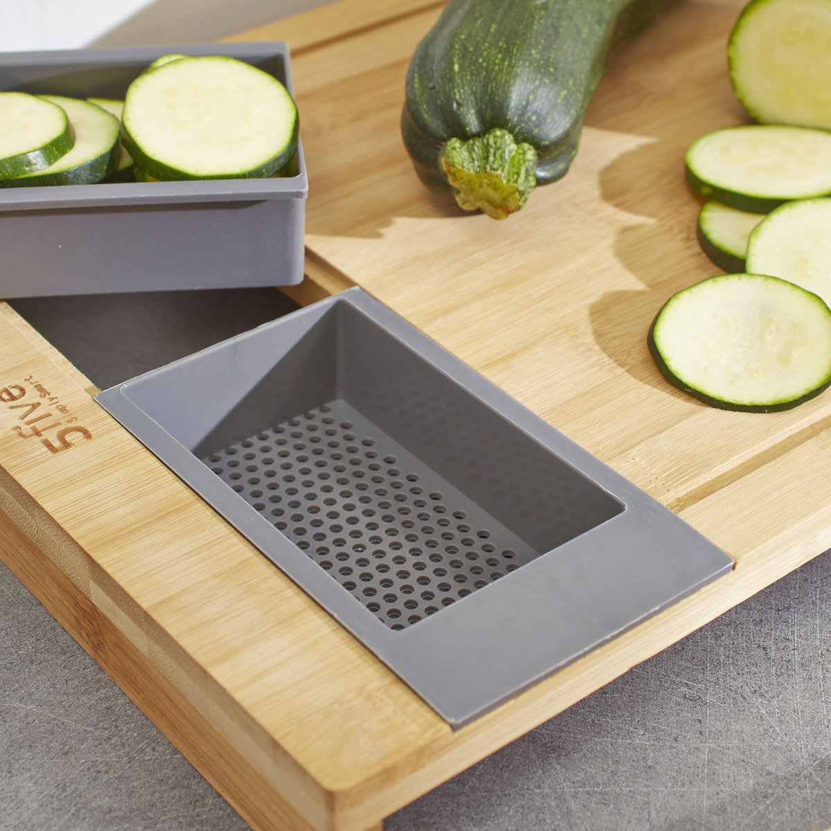 Planche à découper + aiguiseur