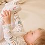 Voir la diapositive 6 : Petit Béguin Pyjama bébé Hawaiki