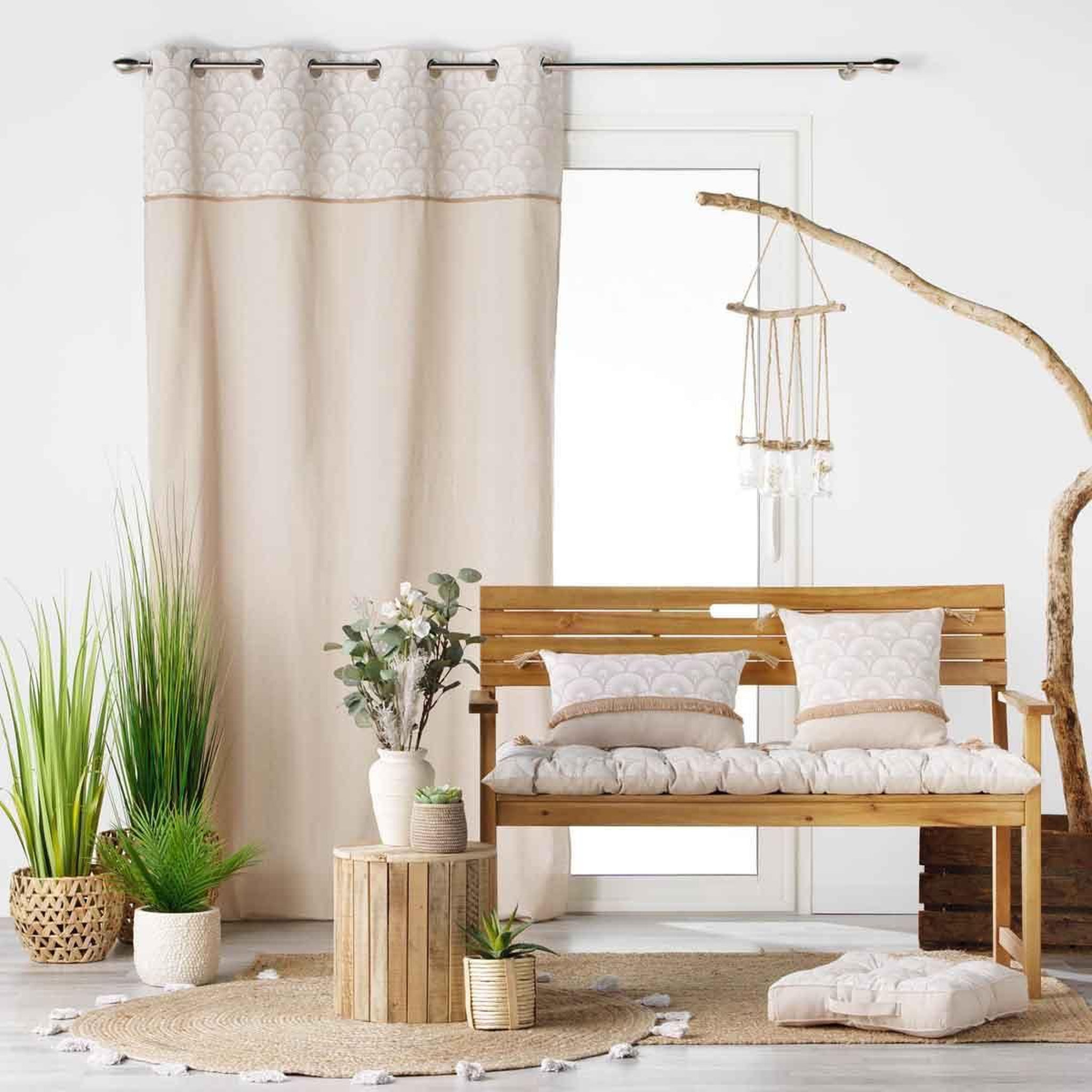 Voir la diapositive 3 : Douceur d'Intérieur Coussin déco imprimé  bahina  30x50cm beige & blanc
