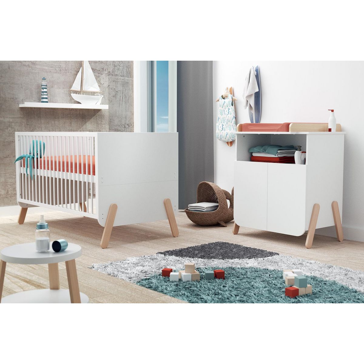 AT4 Lit bébé évolutif en bois PIRATE Blanc et Hêtre Verni 70 x 140 cm