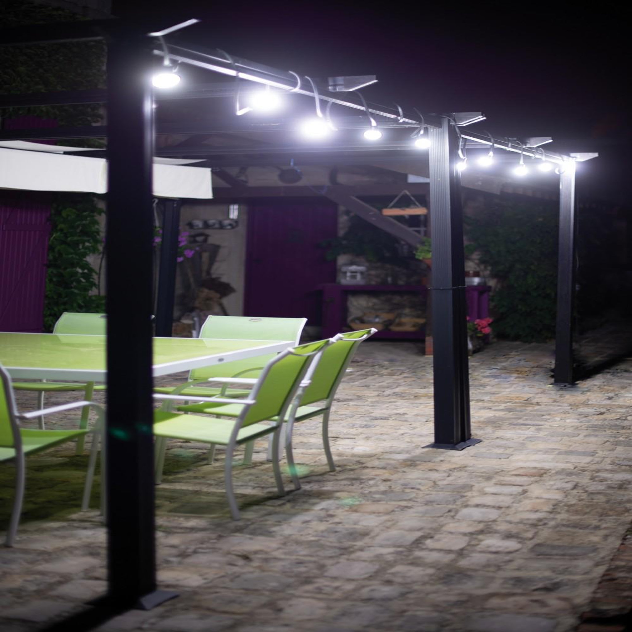 CENTRALE BRICO Lot de 5 ampoules led opaque sphérique B22 30 Lm  4 W, TIBELEC
