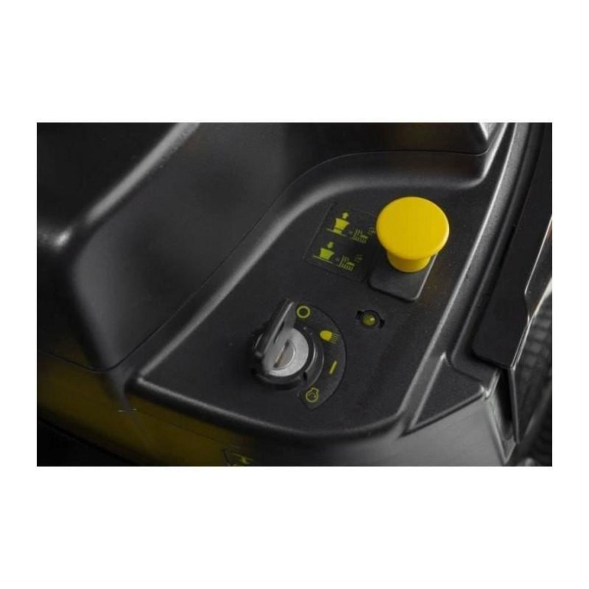 Alpina Tondeuse autoportée thermique de 352 cm³ - AT4 84A - jusqu'à 3000 m² - largeur coupe 84 cm - obturateur inclus - noire