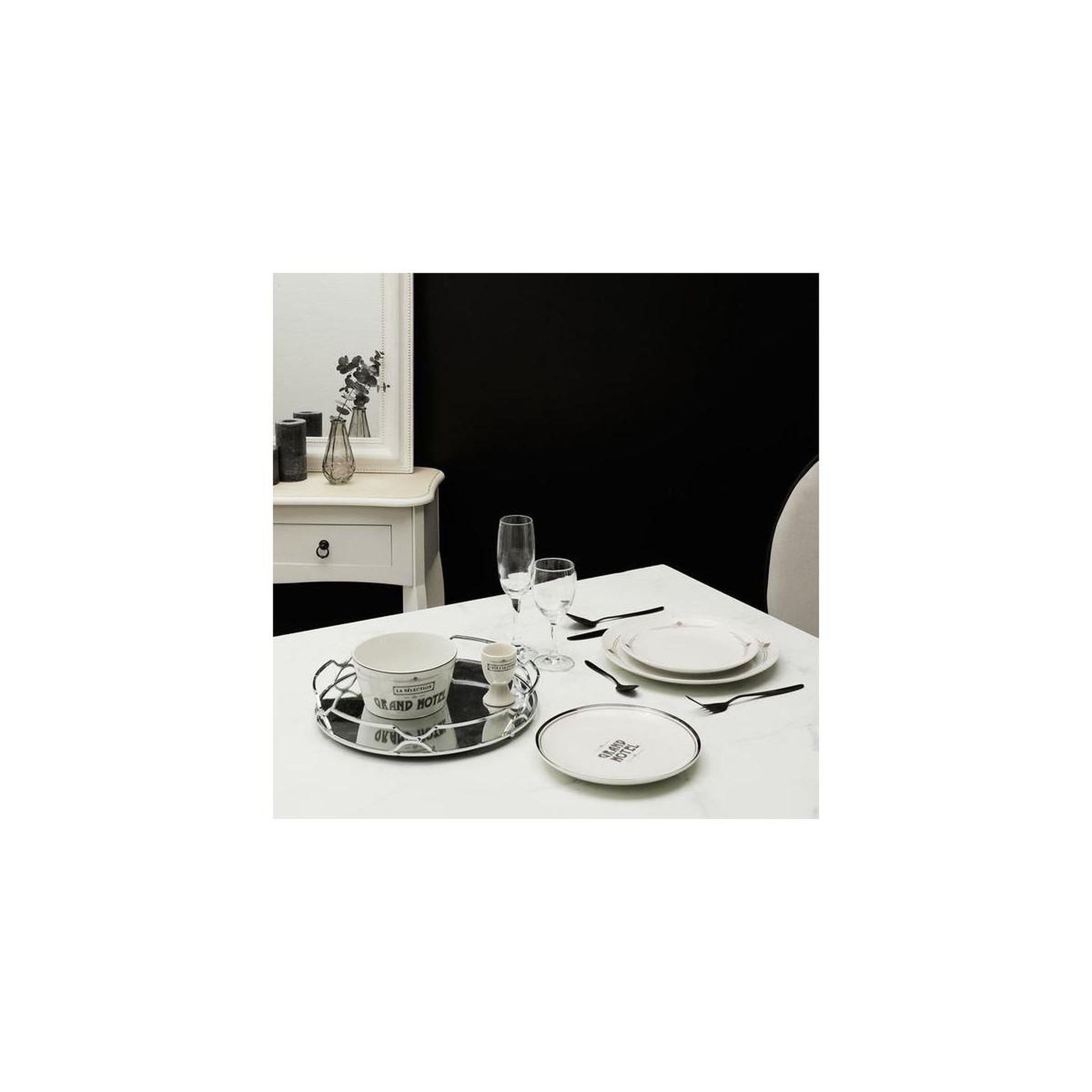 Voir la diapositive 3 : The Home Deco Factory Plateau de service design  miroir  30cm argent