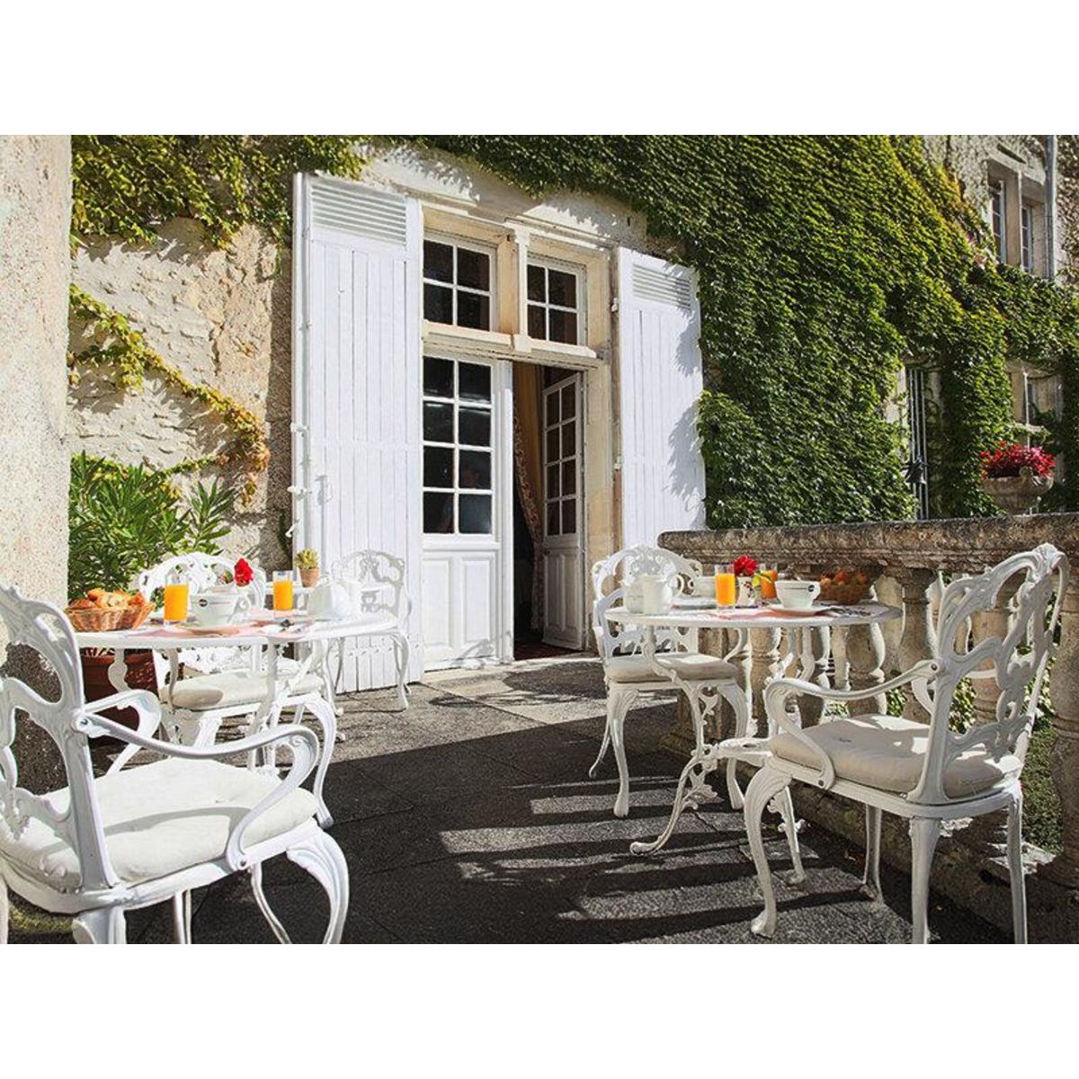 Smartbox 2 jours avec dîner en château dans le Périgord - Coffret Cadeau Séjour