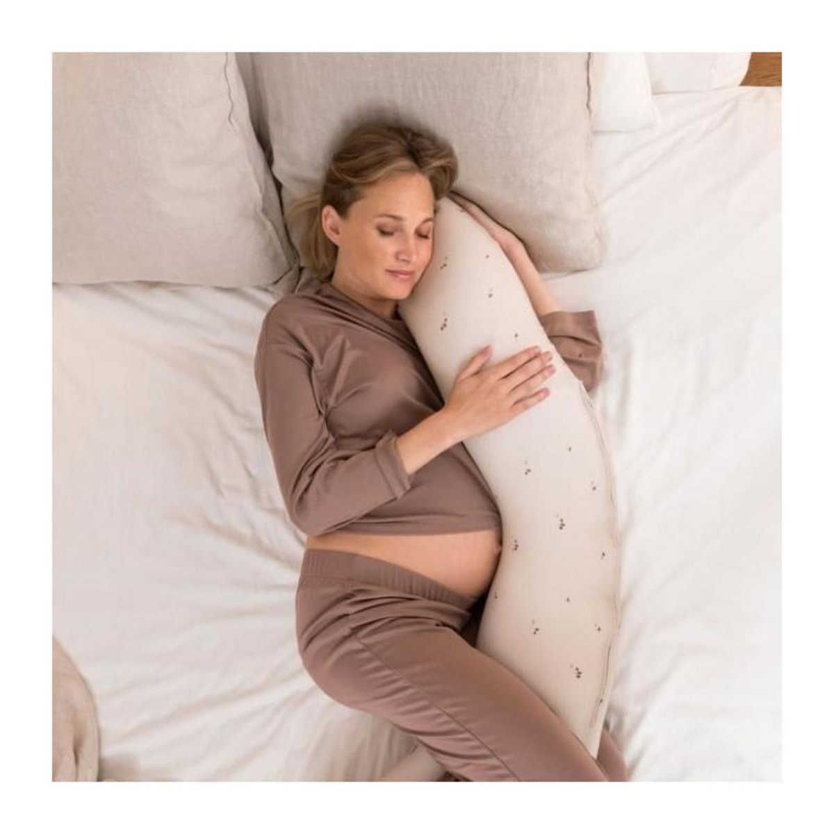 BABYMOOV doomoo Coussin de maternité et d'allaitement Buddy - Confort optimal pour maman et bébé, Mushrooms