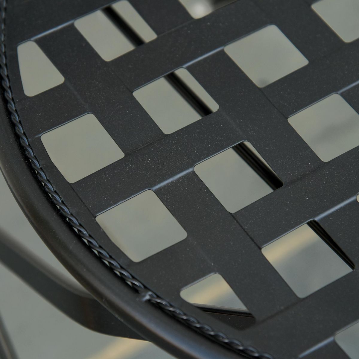 OUTSUNNY Ensemble bistro 2 places 3 pièces style fer forgé mosaïque céramique motif rose des vents chaises pliables métal époxy noir