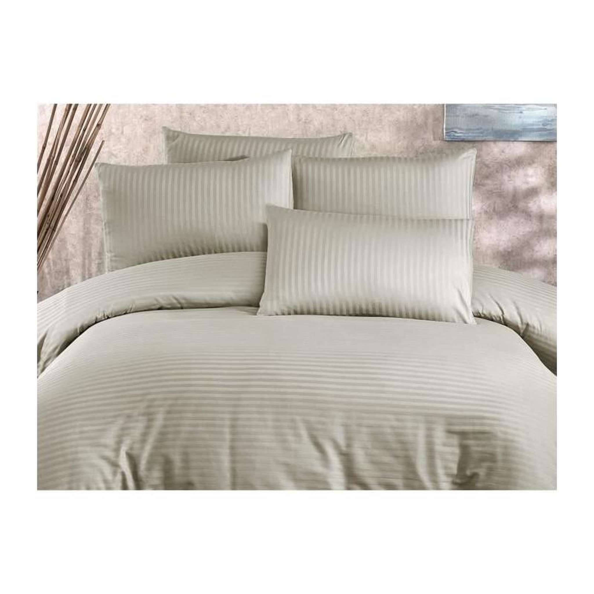 Voir la diapositive 4 : GENERIQUE Parure de lit - 1 housse de couette 220x240 cm + 2 taies d'oreiller 60x60 cm - 80% coton, 20% polyester - Cappuccino