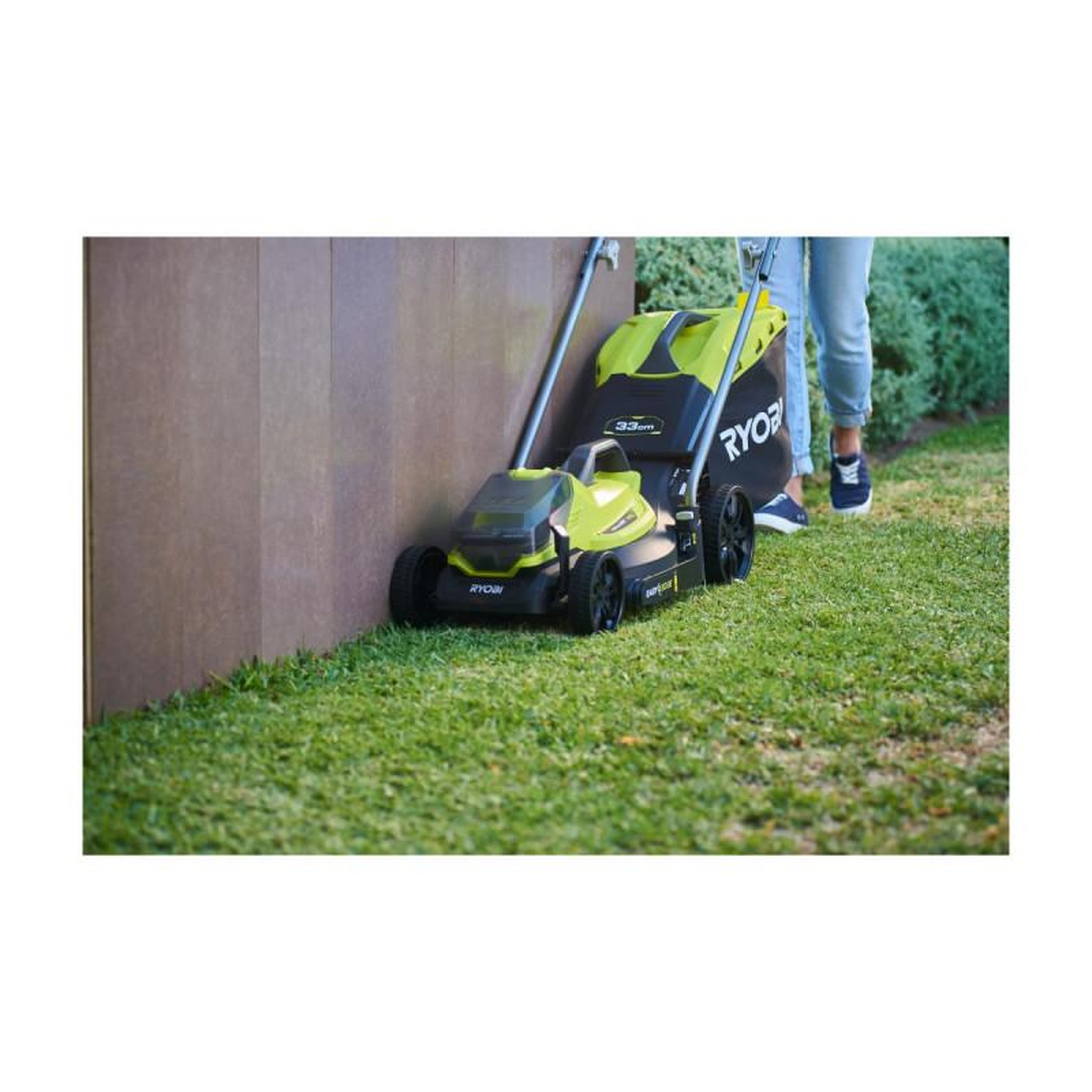 Voir la diapositive 5 : Ryobi Tondeuse poussée RYOBI - OLM1833B - 18V One+ - coupe 33 cm - sans batterie ni chargeur