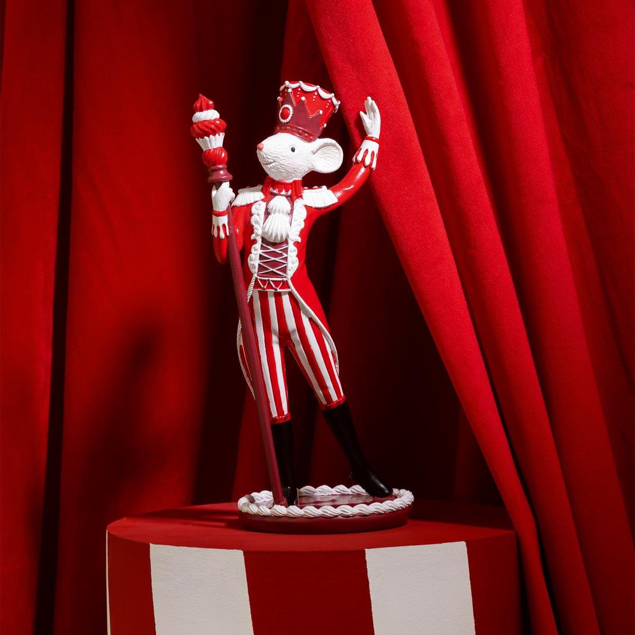 Voir la diapositive 3 : J-LINE Statuette souris cirque  gâteau  26cm rouge