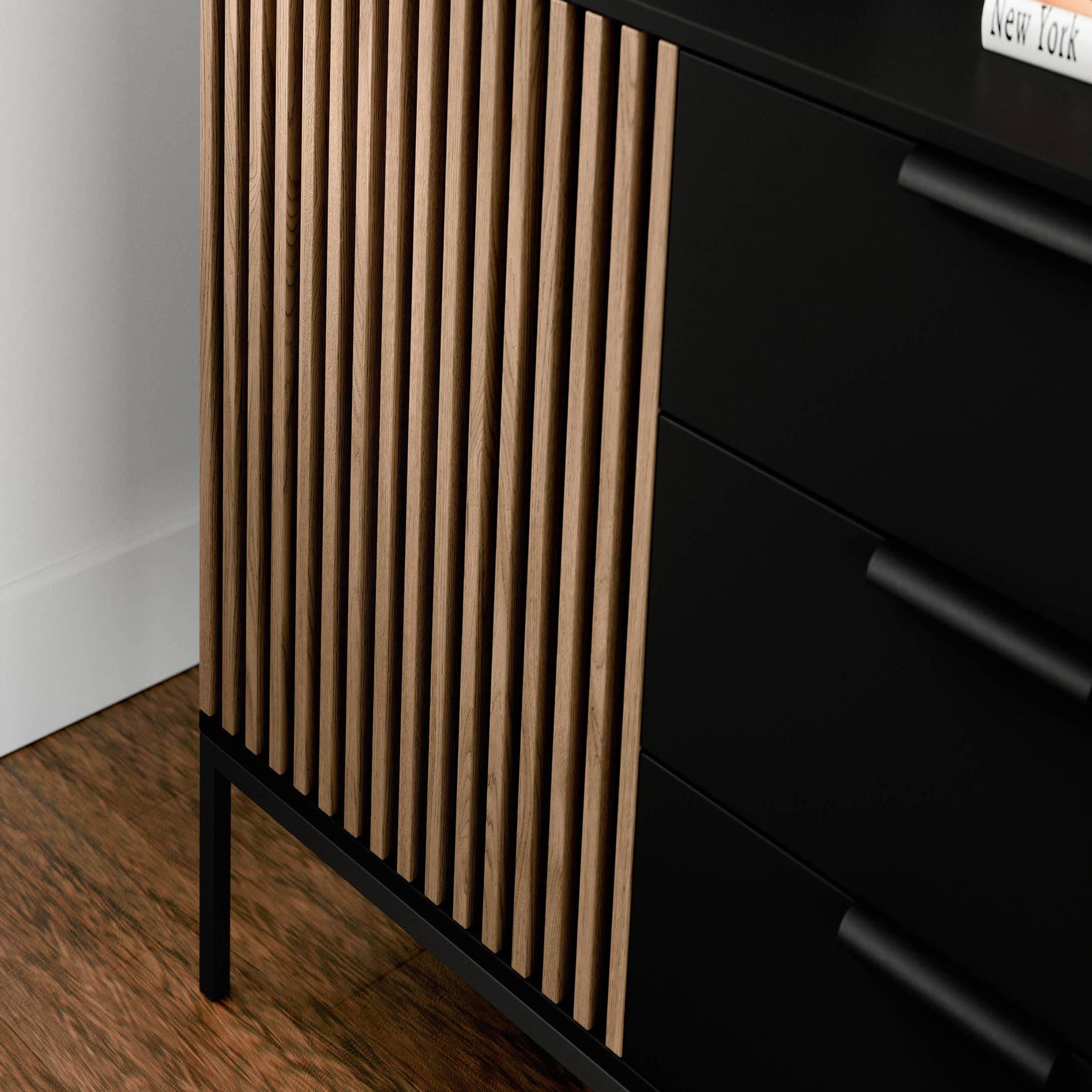 Voir la diapositive 3 : BEST MOBILIER Savanna - buffet bas - effet bois et noir - 3 tiroirs et 2 portes - 150 cm