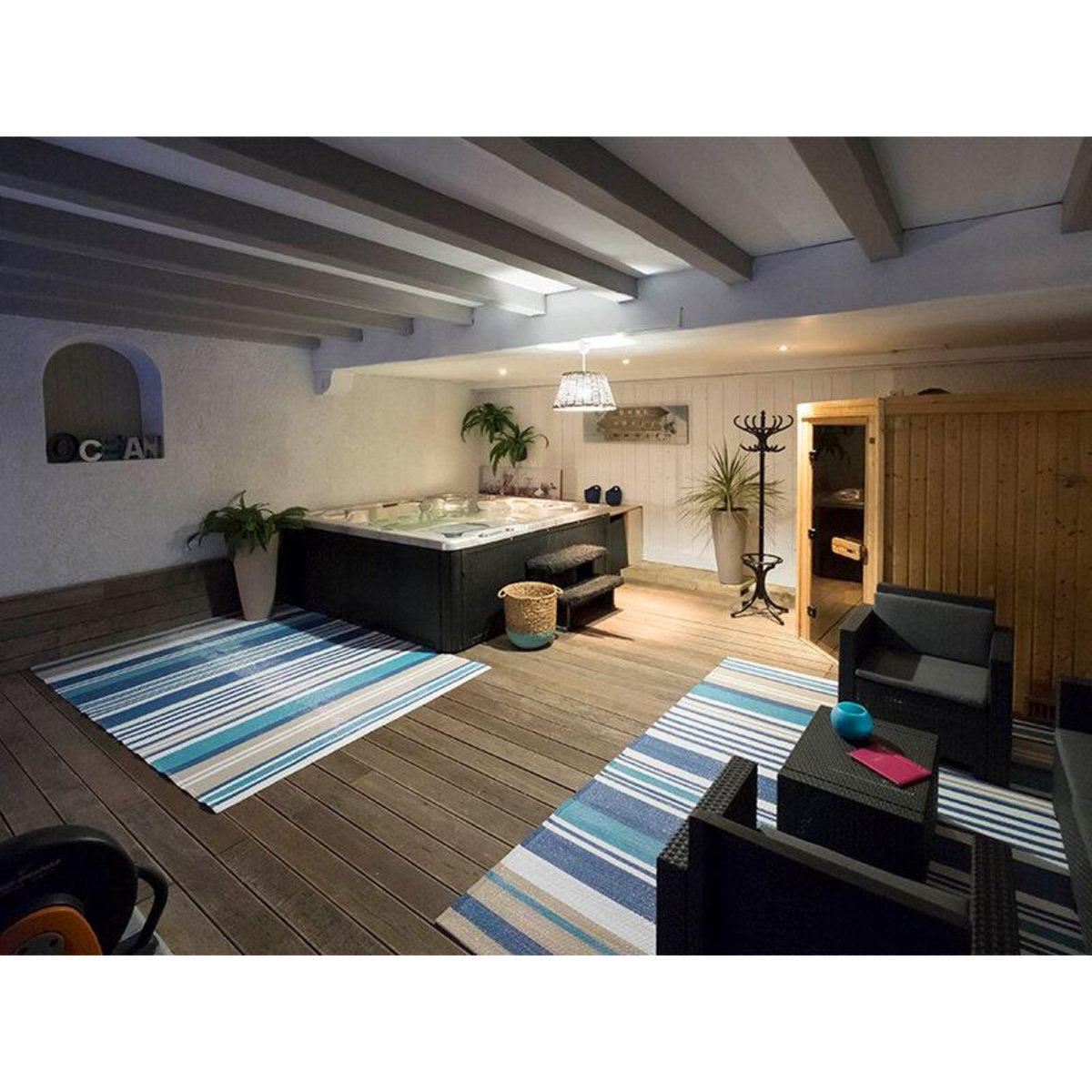 Smartbox Échappée de 2 jours sur l'île de Ré avec accès à l'espace détente - Coffret Cadeau Séjour