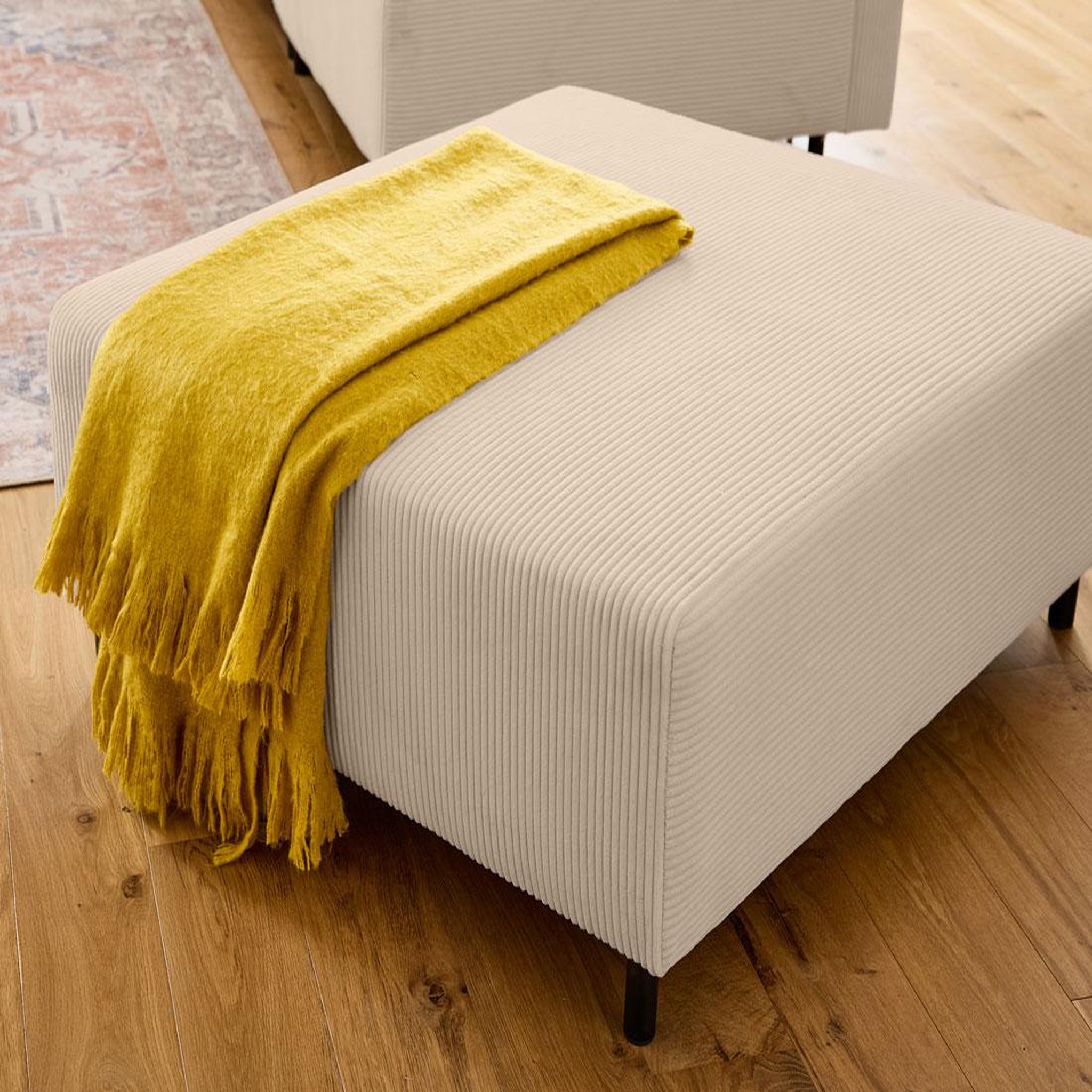 Voir la diapositive 2 : LISA DESIGN Edinburg - pouf modulable - en velours côtelé