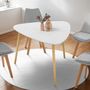 Voir la diapositive 2 : ID MARKET Table à manger GAIA 4 personnes plateau blanc pieds bois 110 cm