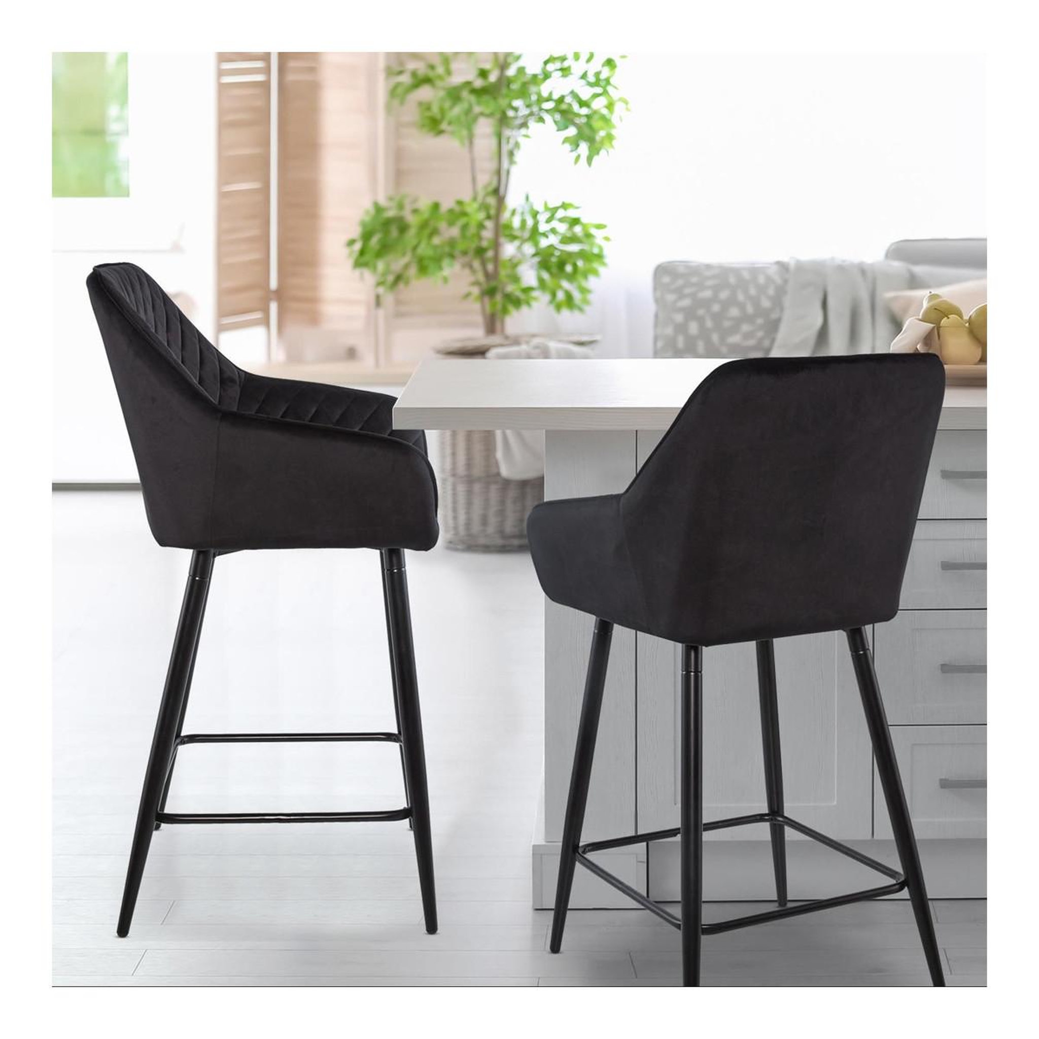 Voir la diapositive 6 : Paris Prix Lot de 2 chaises de bar velours  onika  105cm noir