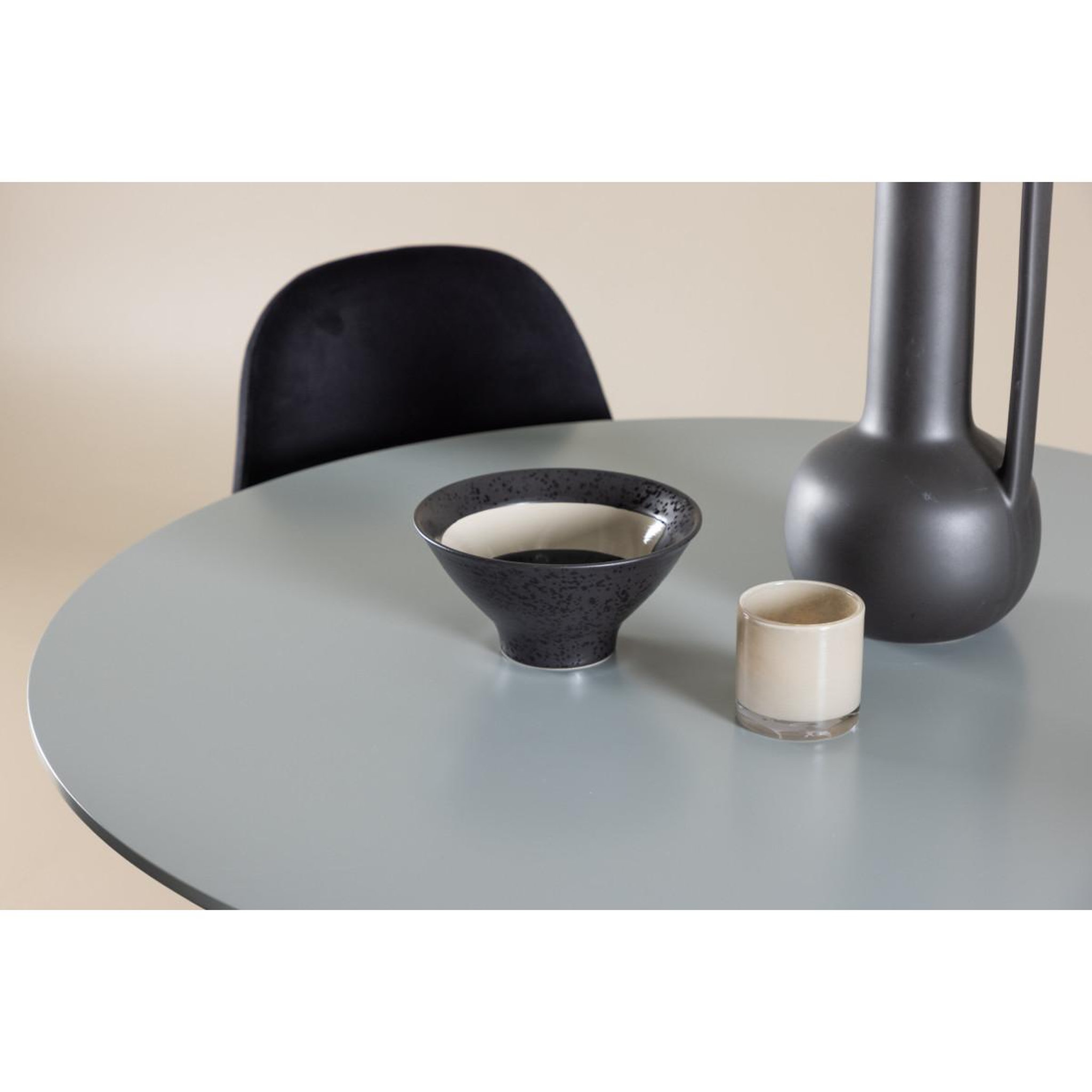 Voir la diapositive 5 : Paris Prix Ensemble table à manger & 4 chaises  plaza & polar  120cm gris & noir