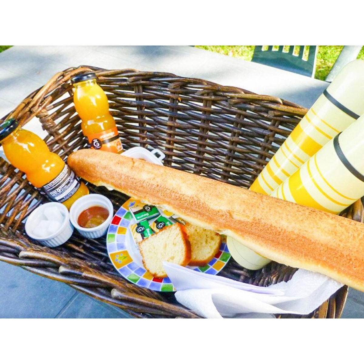 Smartbox Séjour insolite de 3 jours en yourte sur la Côte d'Émeraude - Coffret Cadeau Séjour