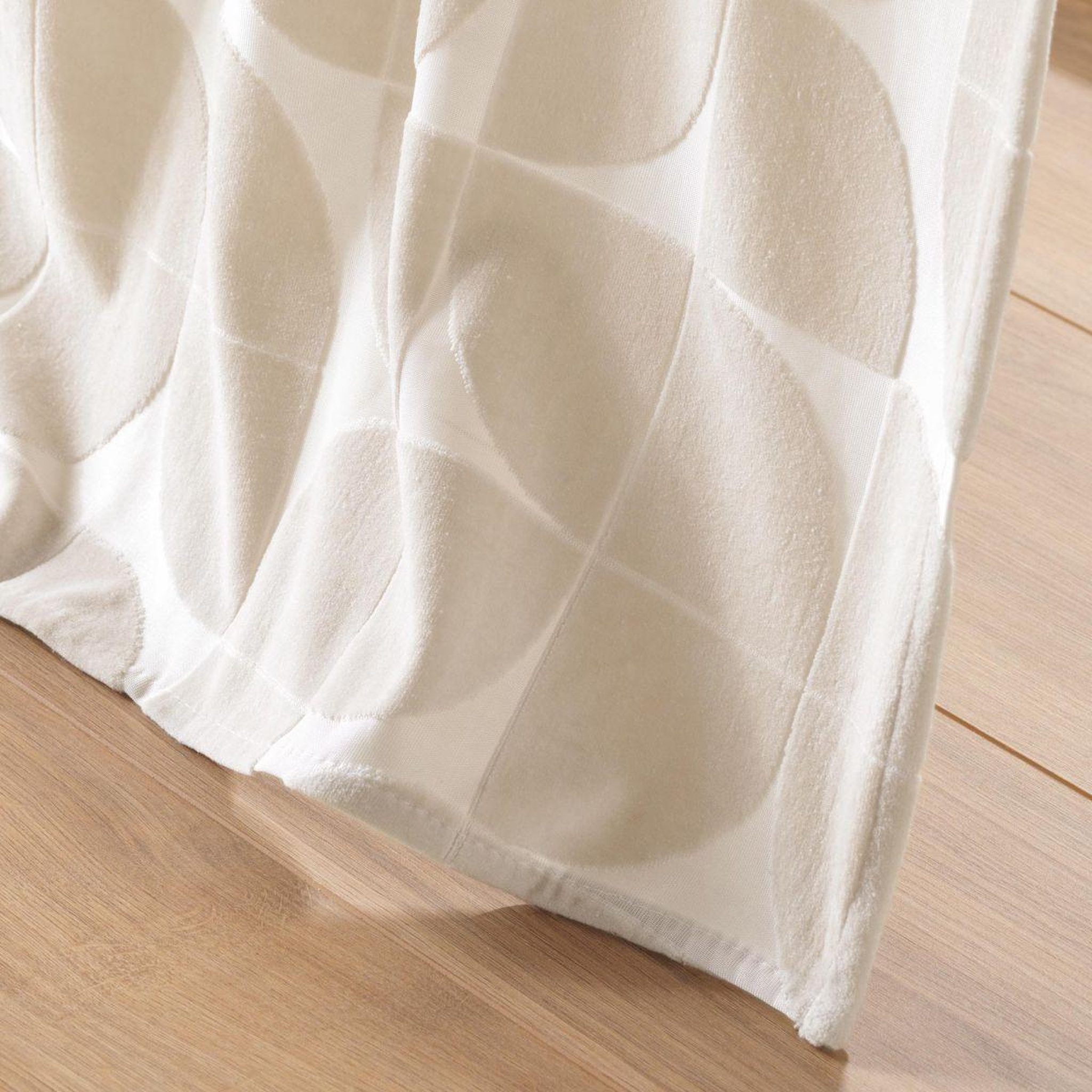 Voir la diapositive 4 : Douceur d'Intérieur Rideau à œillets en velours  geolia  135x260cm naturel