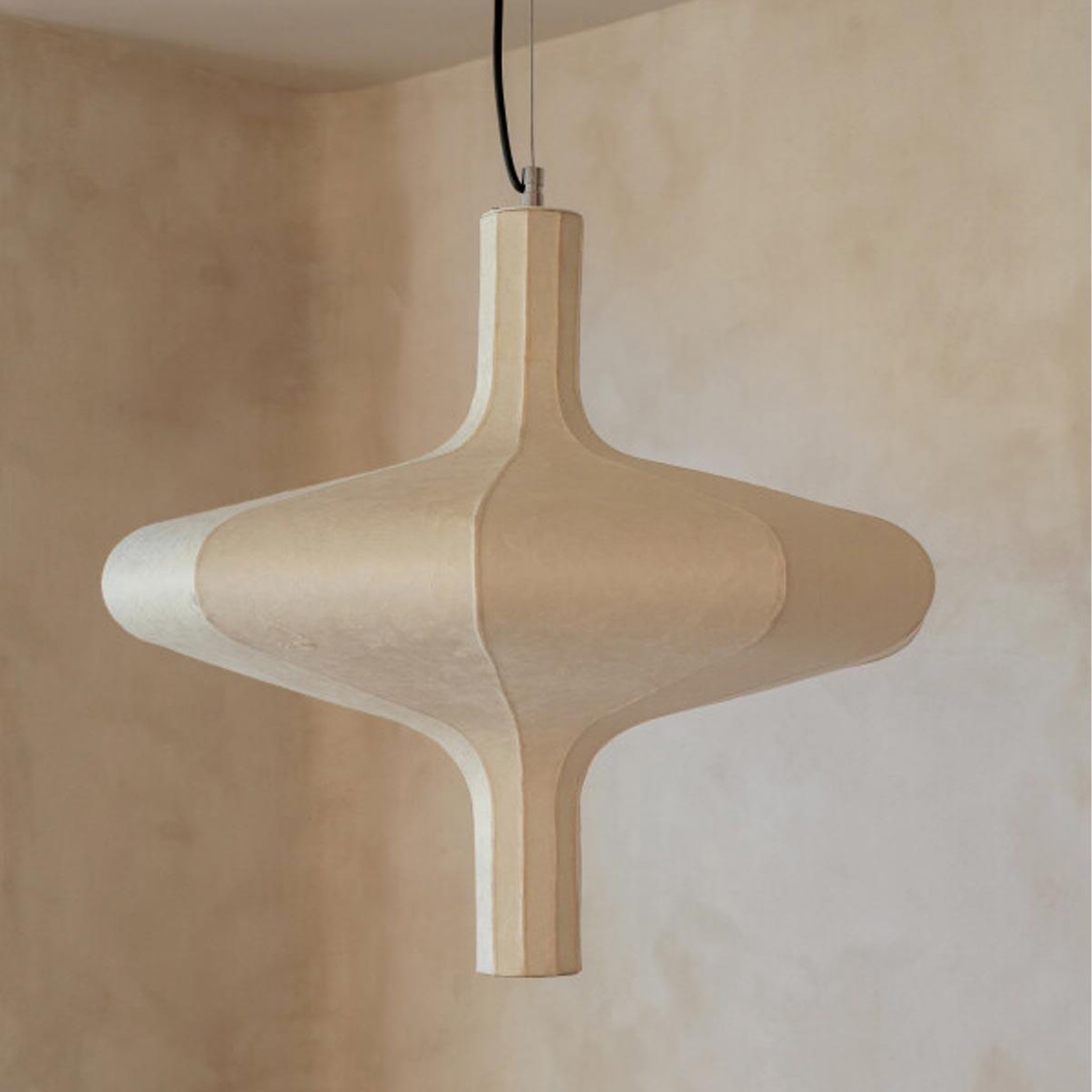 Voir la diapositive 2 : J-LINE Suspension en papier  naturel  60cm beige