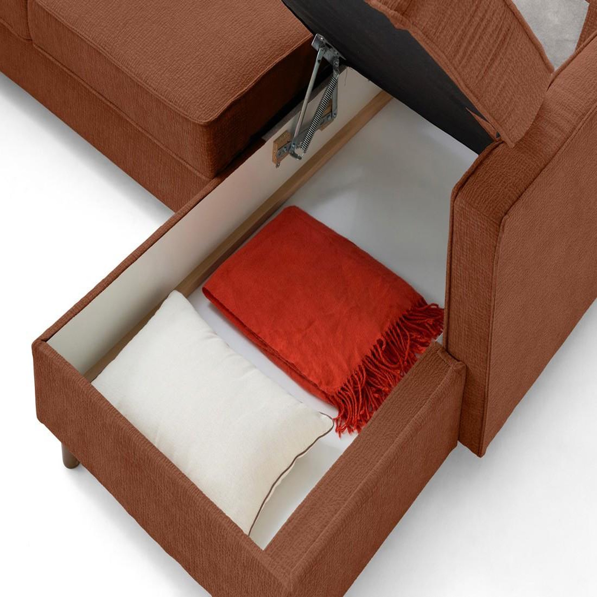 Voir la diapositive 3 : LISA DESIGN Jake - canapé panoramique d'angle gauche 7 places convertible avec coffre en tissu velours relief