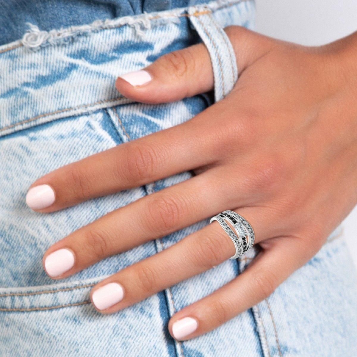 SC CRYSTAL Bague taille 56 par SC Crystal ornée de Zirconium