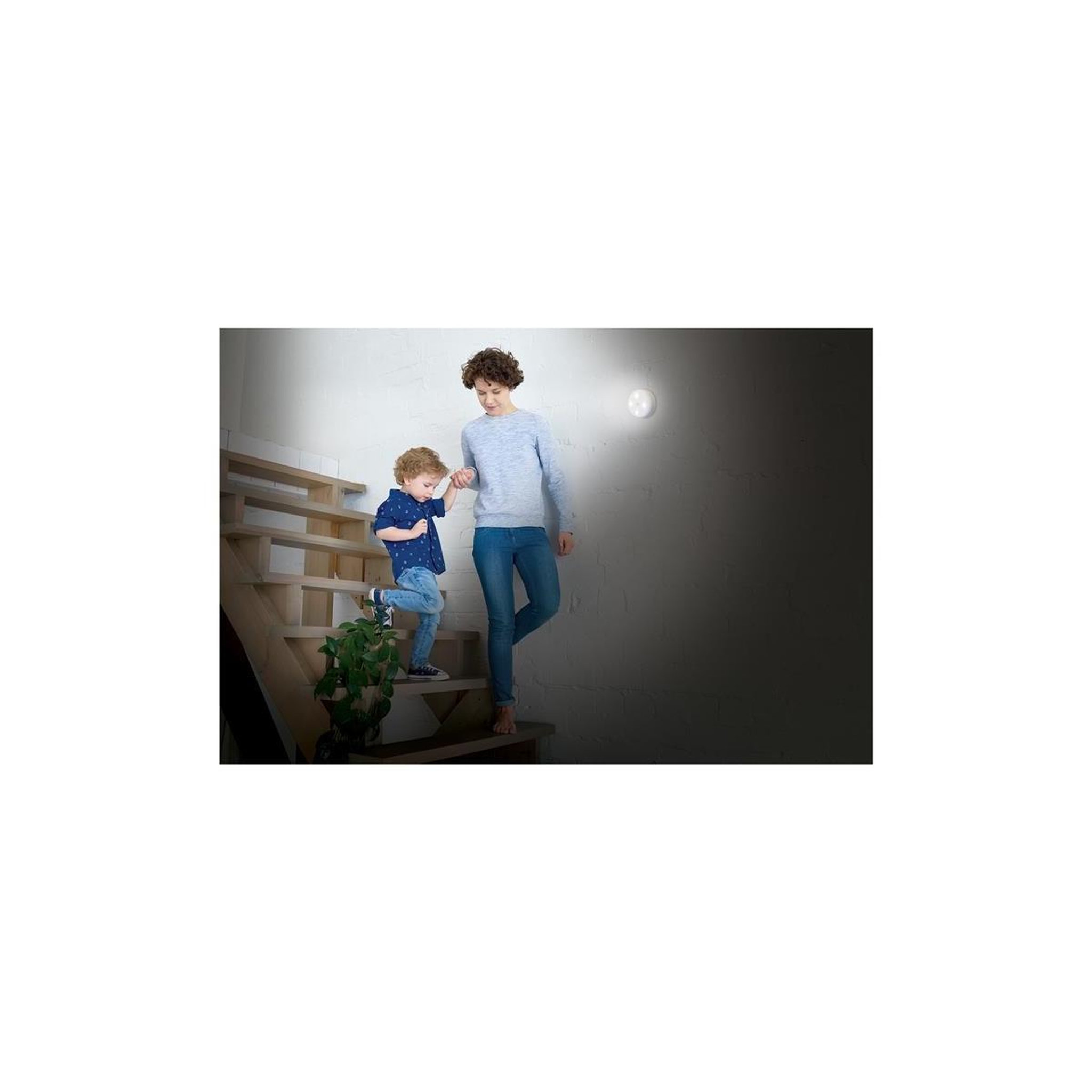 Voir la diapositive 3 : Je cherche une idee Lampe à led  détecteur de mouvement  7cm blanc