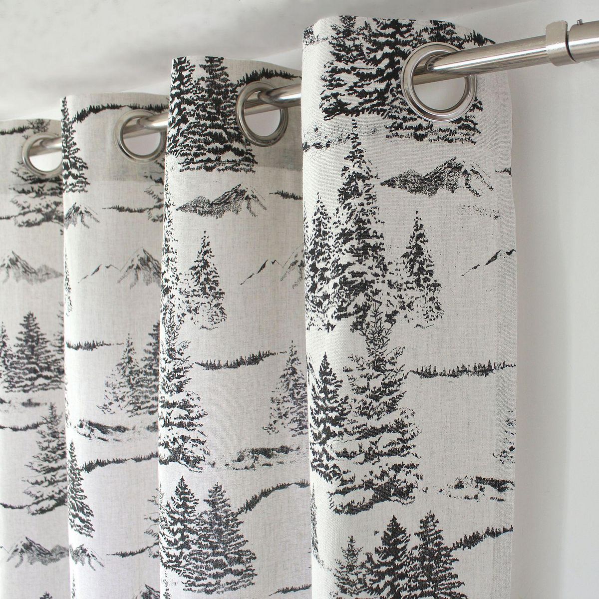 TOILINUX Rideau imprimé sapins EBENE