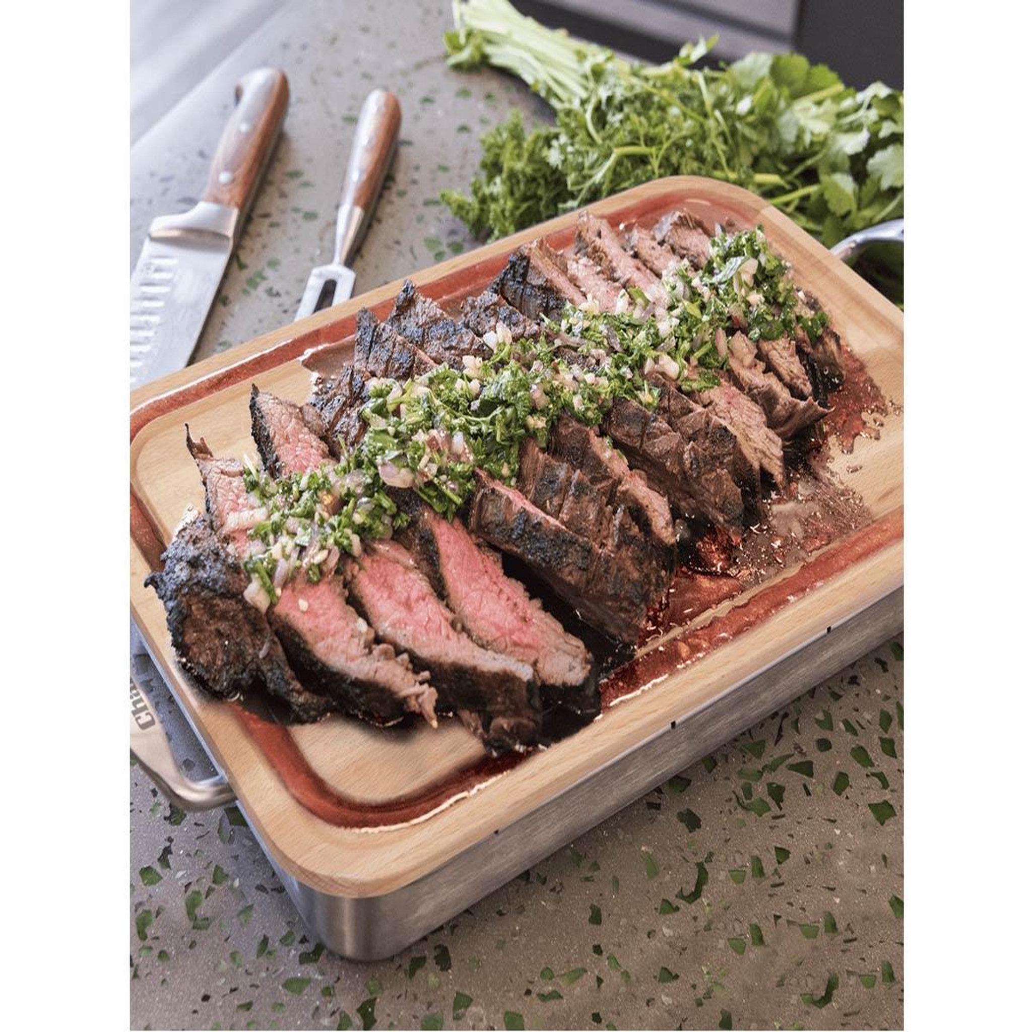 Voir la diapositive 4 : CHAR-BROIL Plat à rôtir et planche à découper grill+ - char-broil