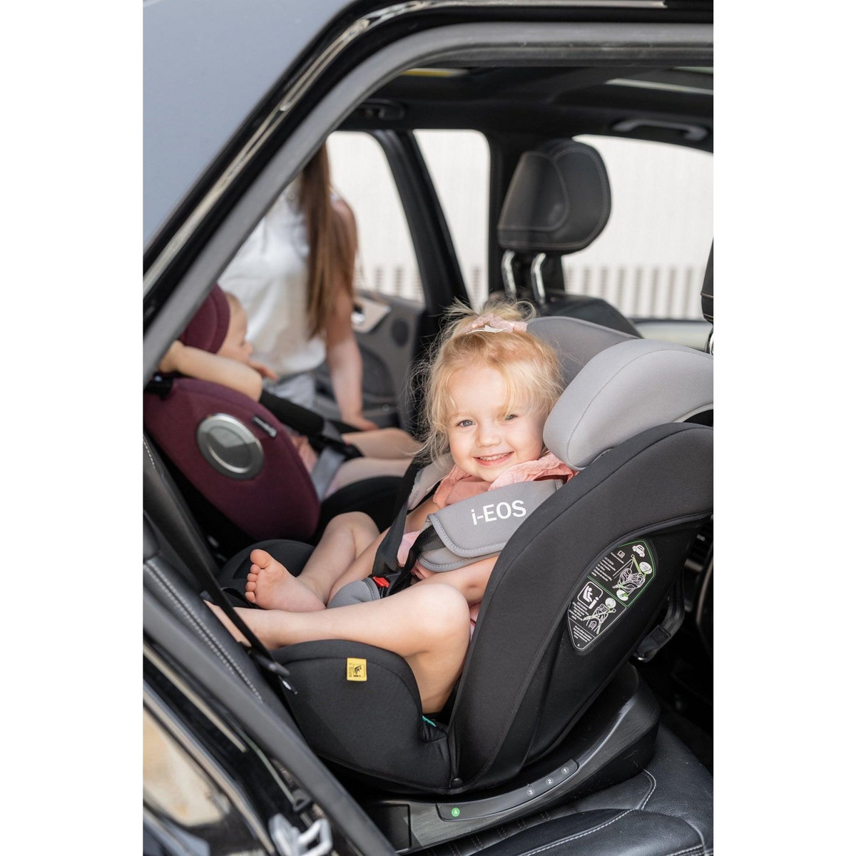 BEBELISSIMO BEBELISSIMO  - Siège auto I-size  - groupe 0+/1/2/3 - (0-36kg) -  Inclinable - 40 -150cm - i-EOS - beige