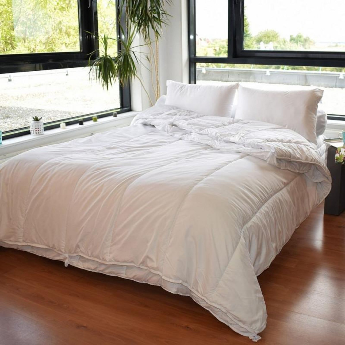 Bleu Calin Couette toutes saisons microfibre 220 x 240 cm pour lit 2 places 140 x 190 cm à 160 x 200 cm - Blanc - 220 x 240 cm pour lit 2 places