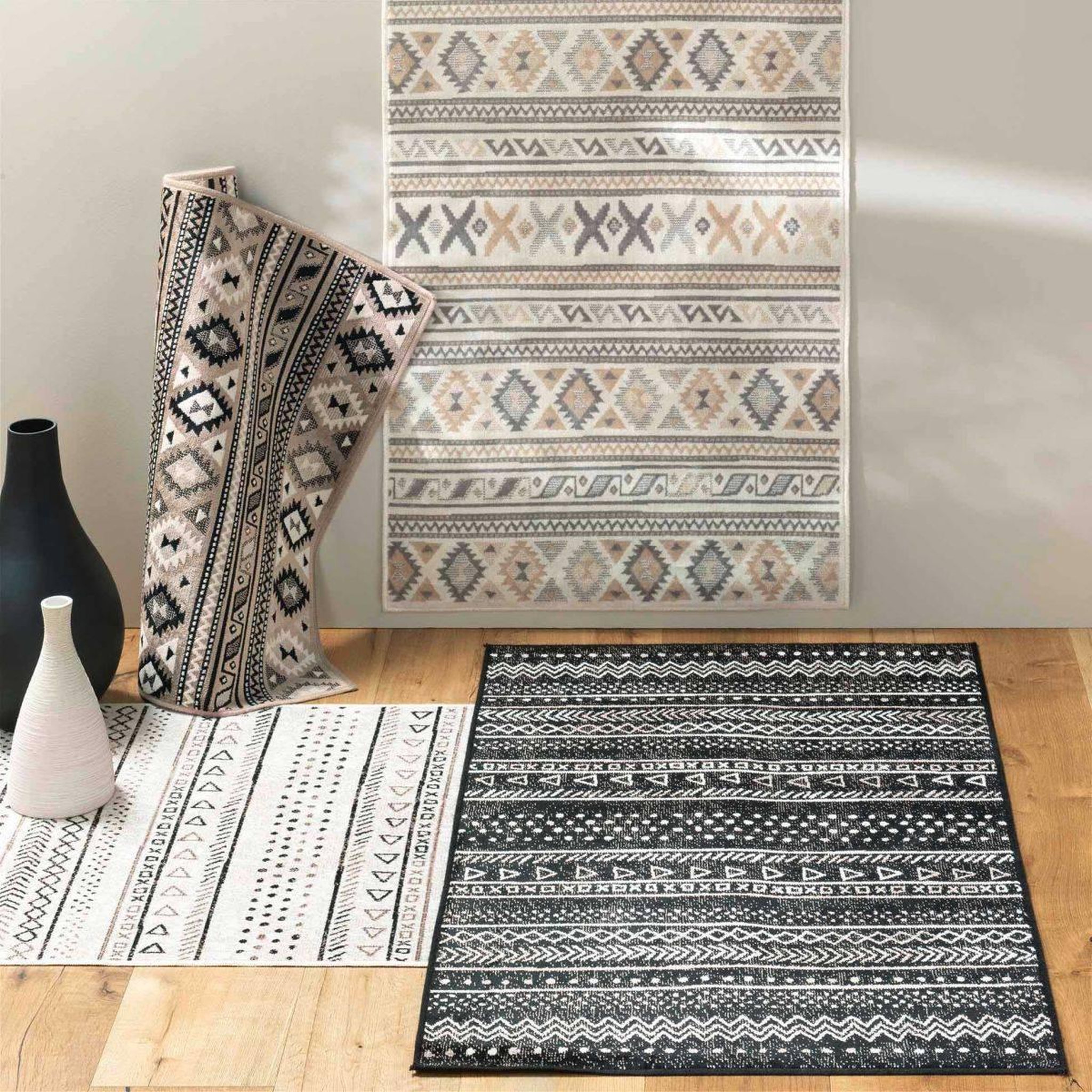Voir la diapositive 4 : Douceur d'Intérieur Tapis déco  sakari  68x110cm taupe