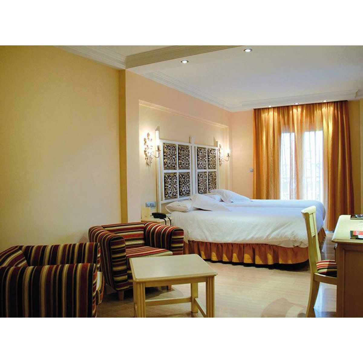 Smartbox Séjour d'exception en hôtel 4* avec dîner raffiné - Coffret Cadeau Multi-thèmes