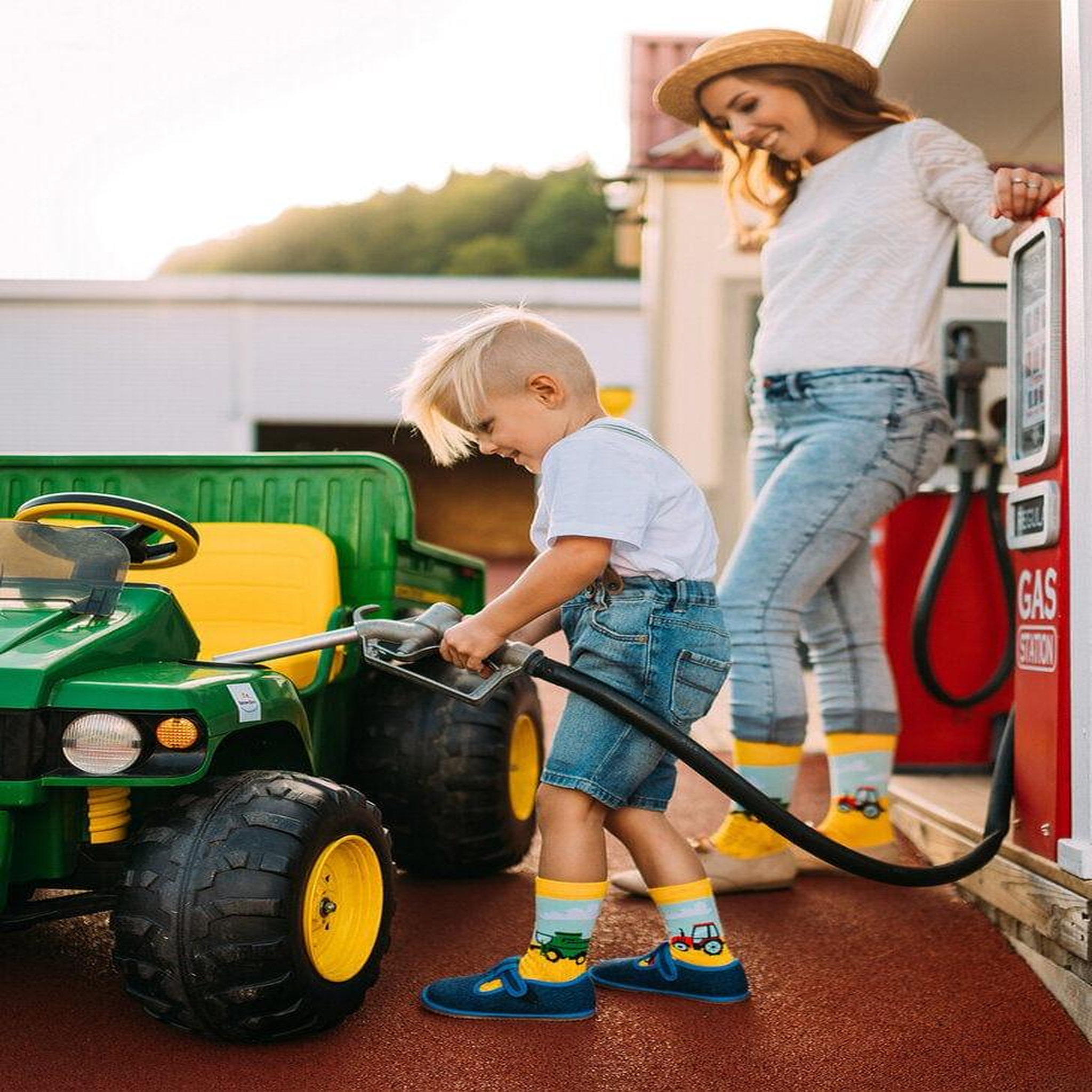 Voir la diapositive 2 : DEDOLES Chaussettes enfants tracteurs