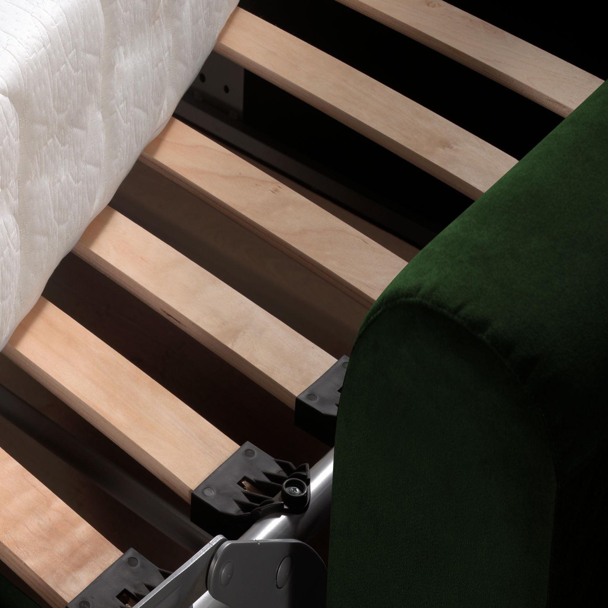 Voir la diapositive 4 : LISA DESIGN Owen - canapé 3 places convertible express couchage quotidien 140 cm matelas 12 cm en velours