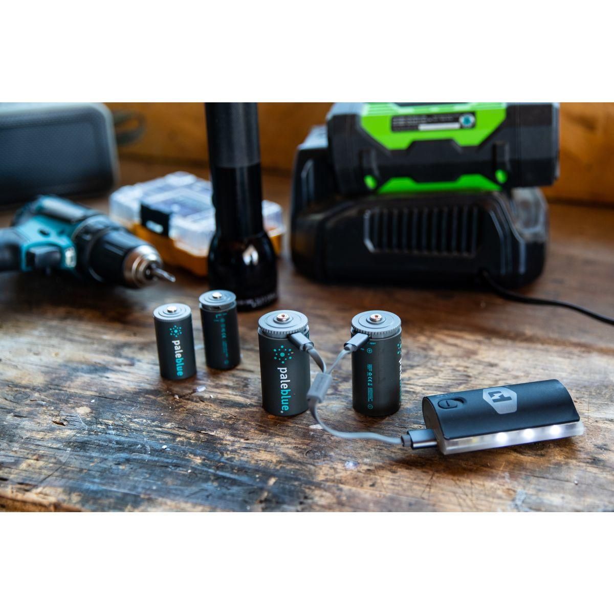 PALE BLUE Pile rechargeable USB C Cell (LR14)