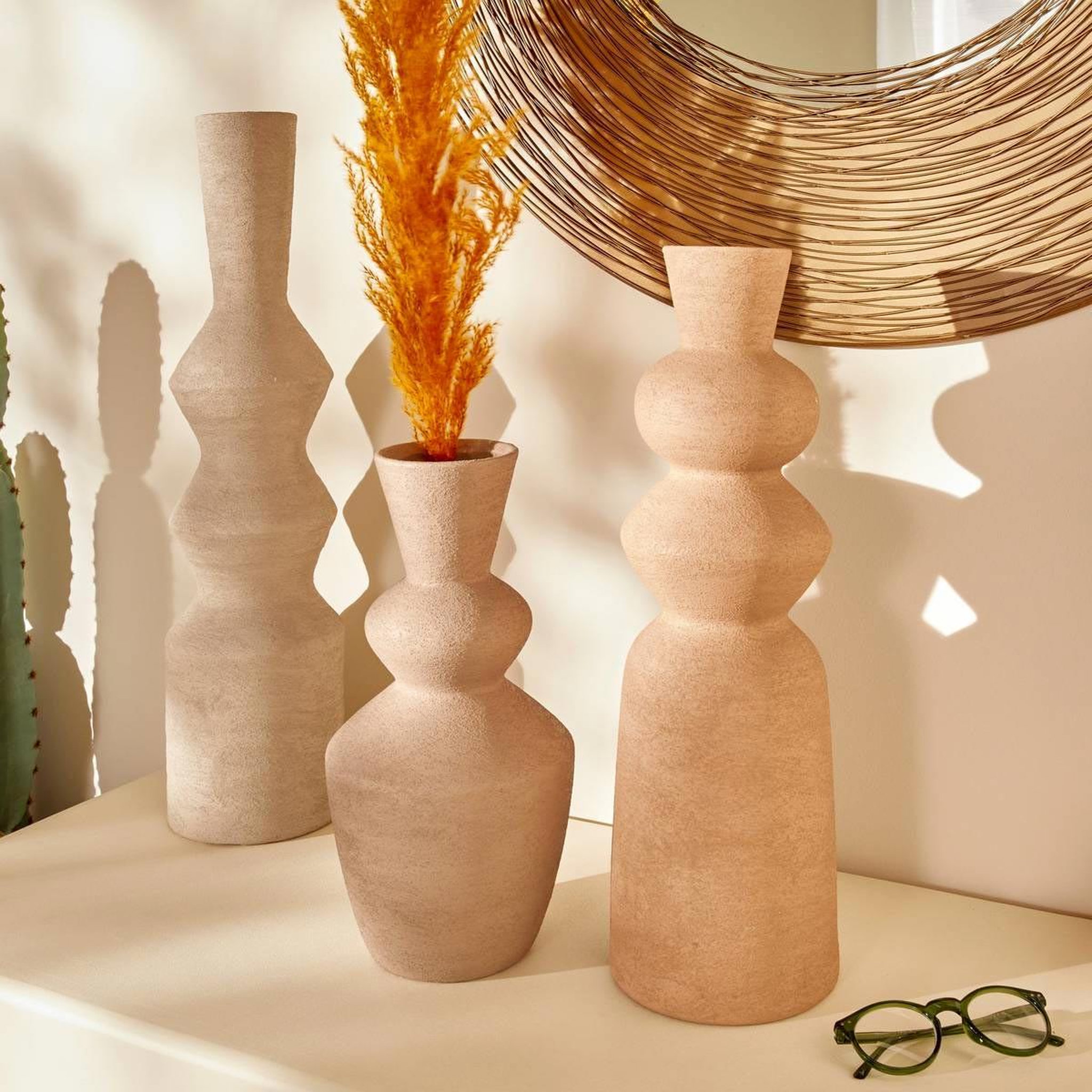Voir la diapositive 4 : ATMOSPHERA Vase design en céramique  ezia  34cm marron