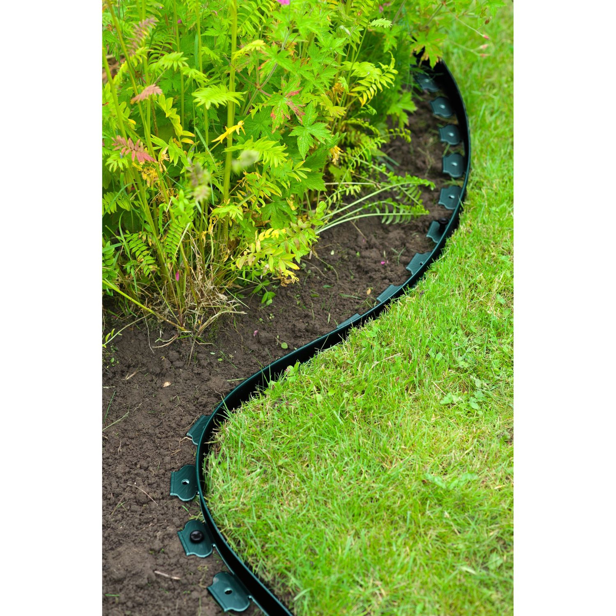 Voir la diapositive 2 : NATURE Bordure à gazon - PE, épaisseur 4 mm, vert - H5 cm x 10 m