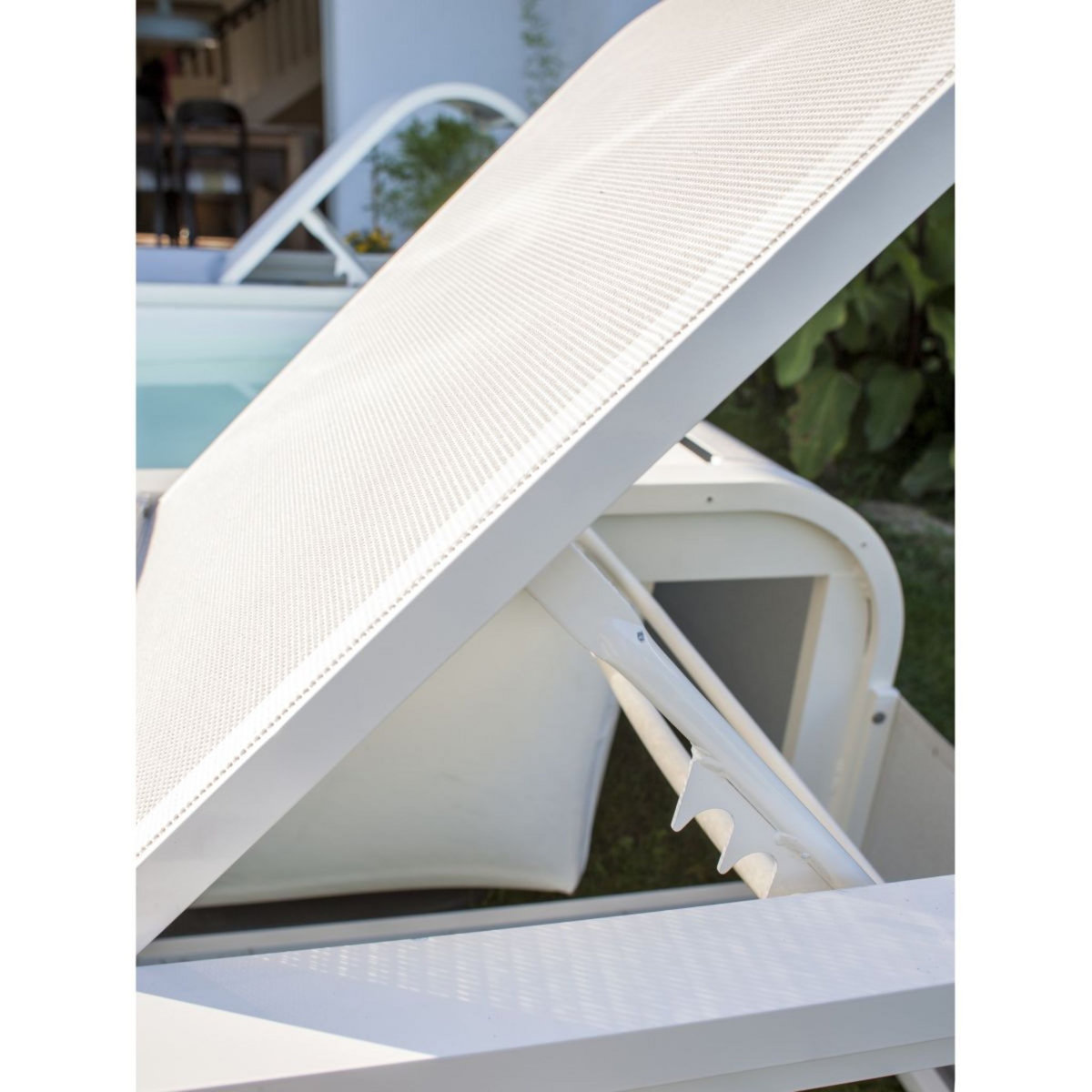 Piscine avec 2 transats intégrés 2,82 x 2,19 x 0,60m MARIPOSA