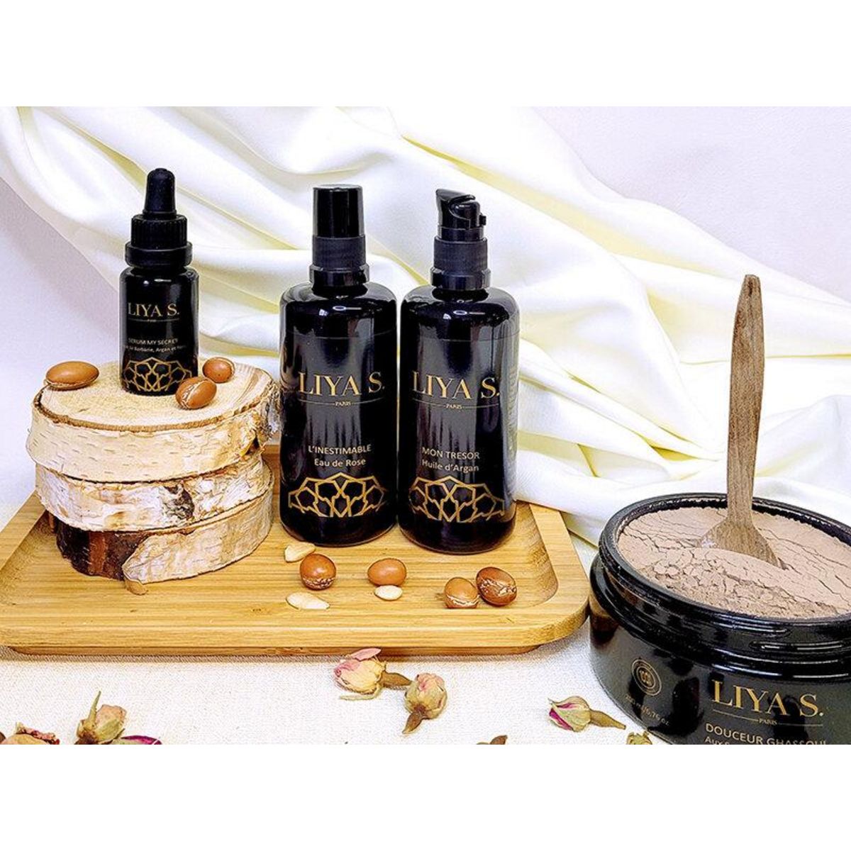 Smartbox Coffret de 4 soins naturels pour le visage issus de plantes du Maroc livrés à domicile - Coffret Cadeau Bien-être