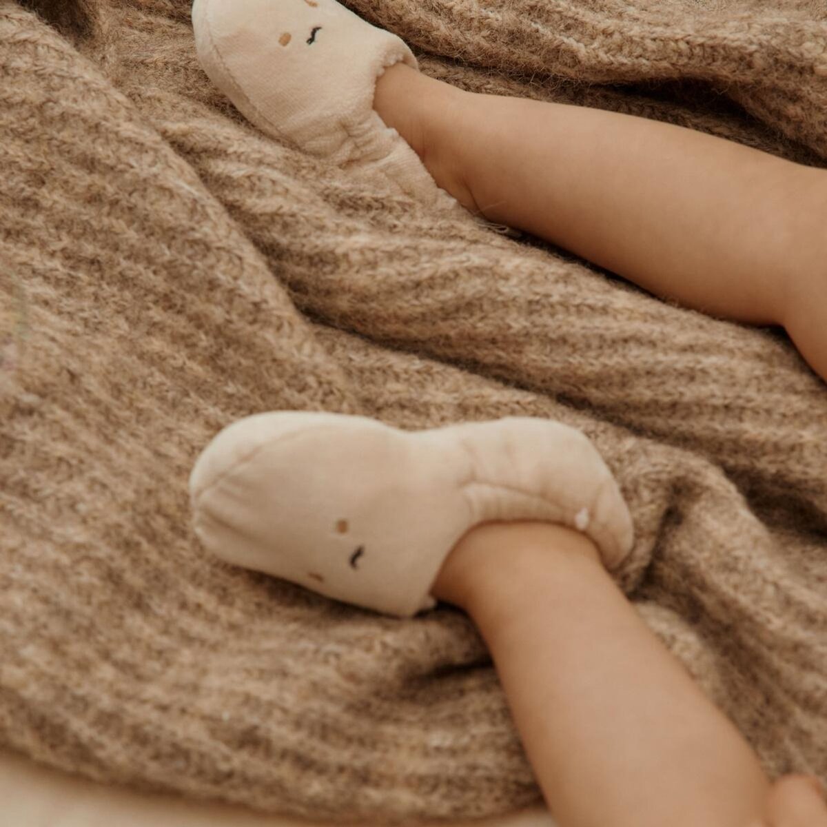 Petit Béguin Chaussons bébé Perle