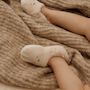 Voir la diapositive 3 : Petit Béguin Chaussons bébé Perle