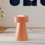 Voir la diapositive 2 : Rendez vous déco Table d'appoint ronde en métal vert kaki D30 cm - Athéna