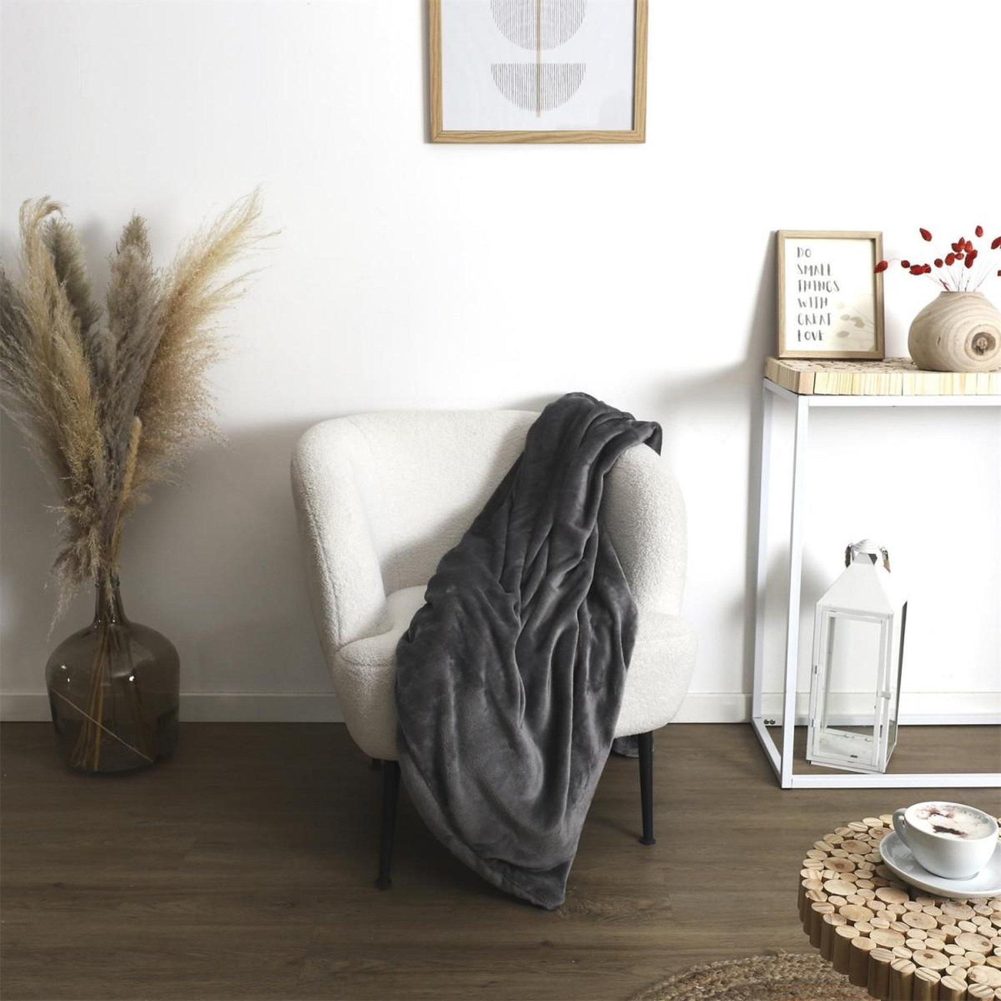 Voir la diapositive 3 : The Home Deco Factory Plaid avec poche pieds  sherpa  127x178cm gris
